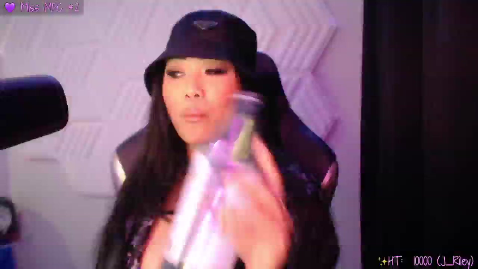 Gallery image thumbnail from SinCityVEE's myfreecams stream on, 11/25/2024, 08:47 image 9 of 20