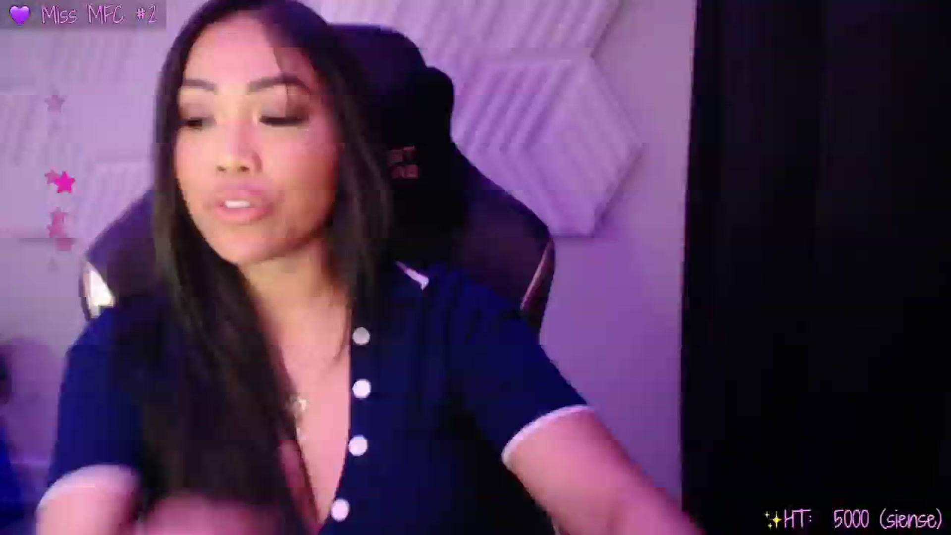 Gallery image thumbnail from SinCityVEE's myfreecams stream on, 11/28/2024, 07:41 image 14 of 20