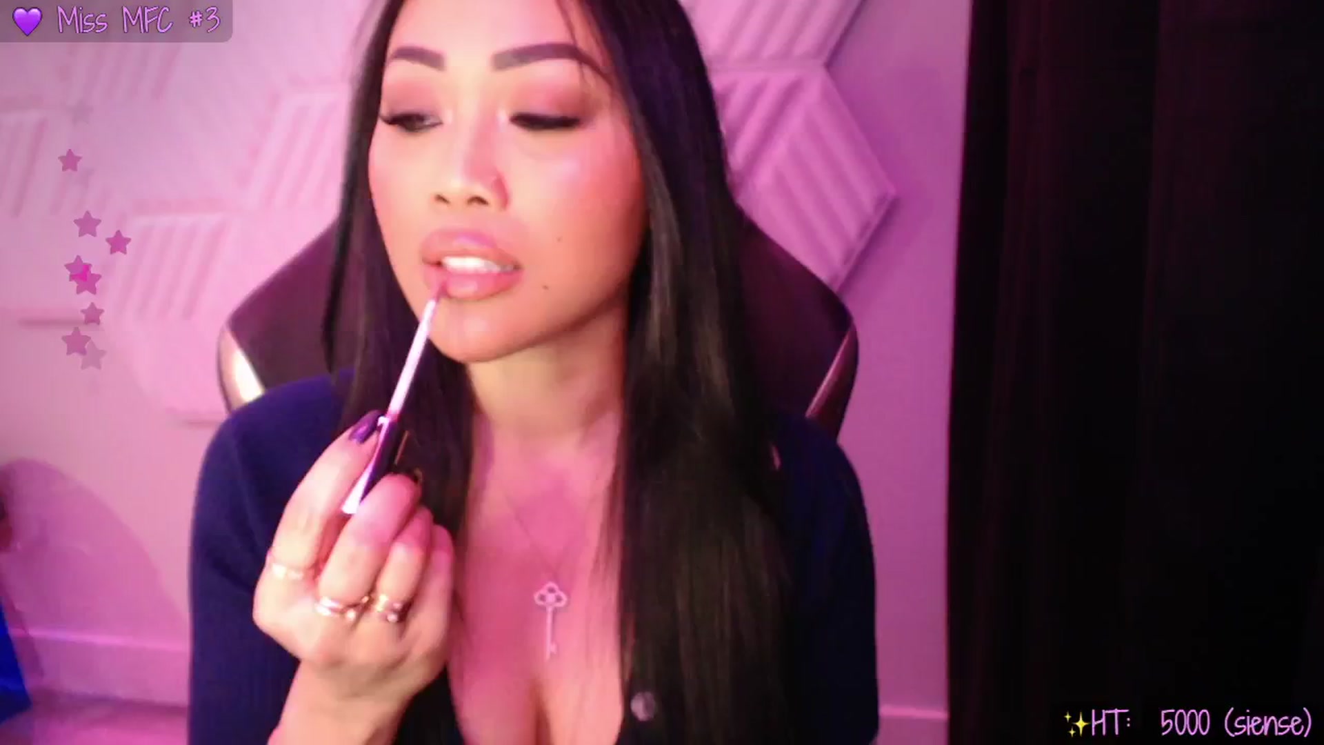 Gallery image thumbnail from SinCityVEE's myfreecams stream on, 11/28/2024, 07:41 image 1 of 20