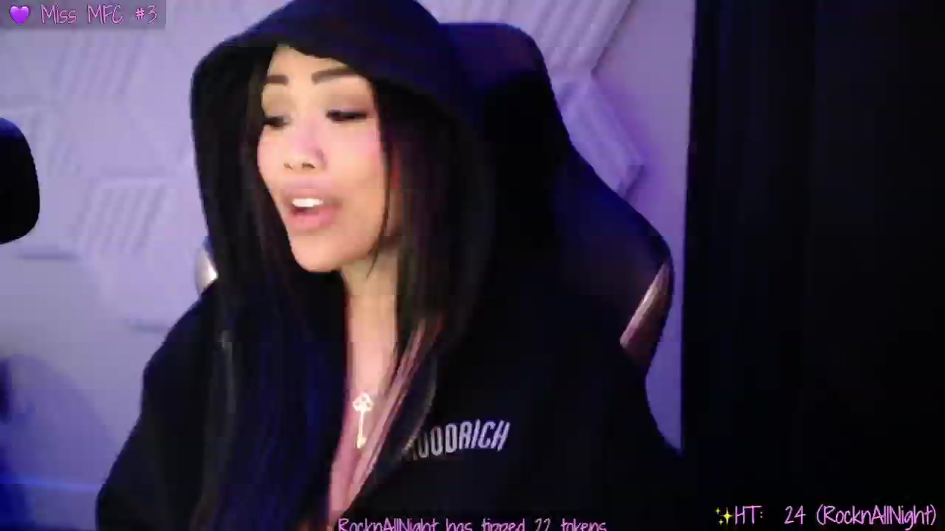 Gallery image thumbnail from SinCityVEE's myfreecams stream on, 11/30/2024, 08:41 image 2 of 20