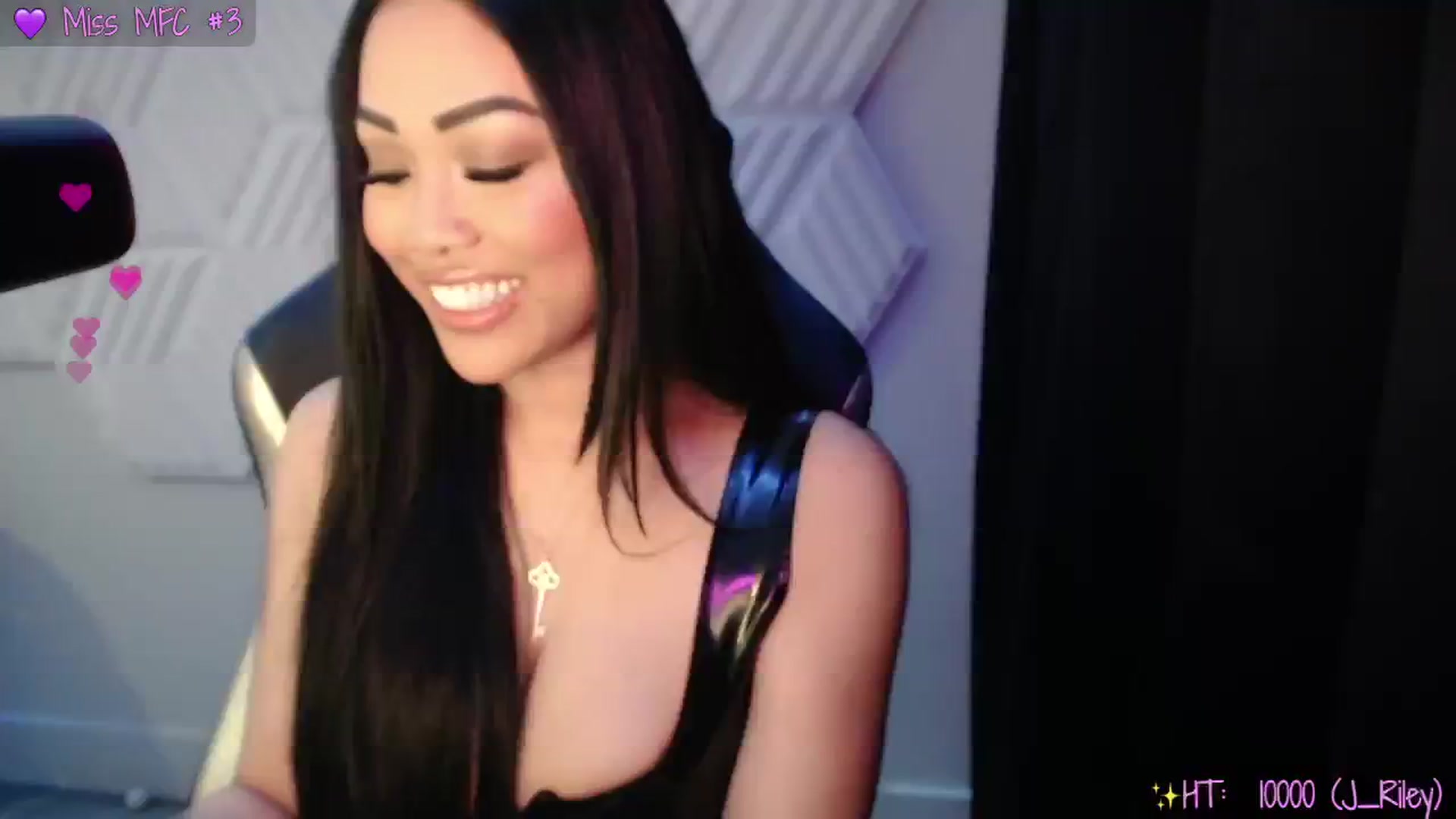 Gallery image thumbnail from SinCityVEE's myfreecams stream on, 12/01/2024, 08:26 image 8 of 20
