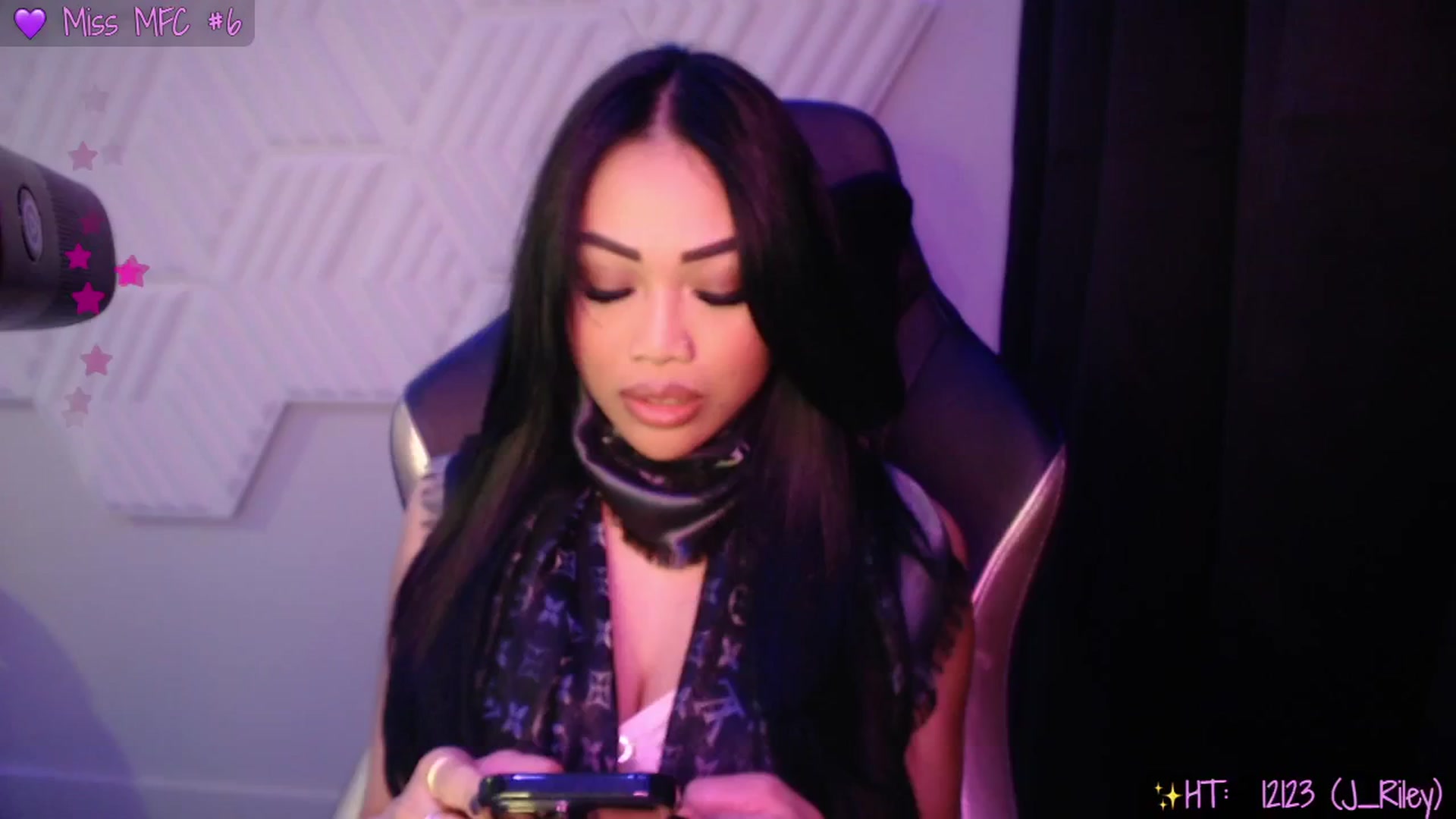 Gallery image thumbnail from SinCityVEE's myfreecams stream on, 12/05/2024, 07:31 image 9 of 20