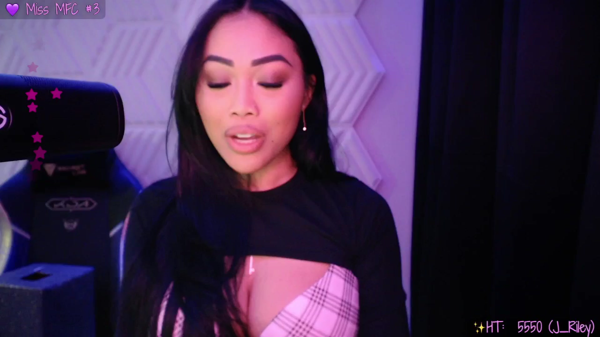 Gallery image thumbnail from SinCityVEE's myfreecams stream on, 12/07/2024, 09:12 image 9 of 20