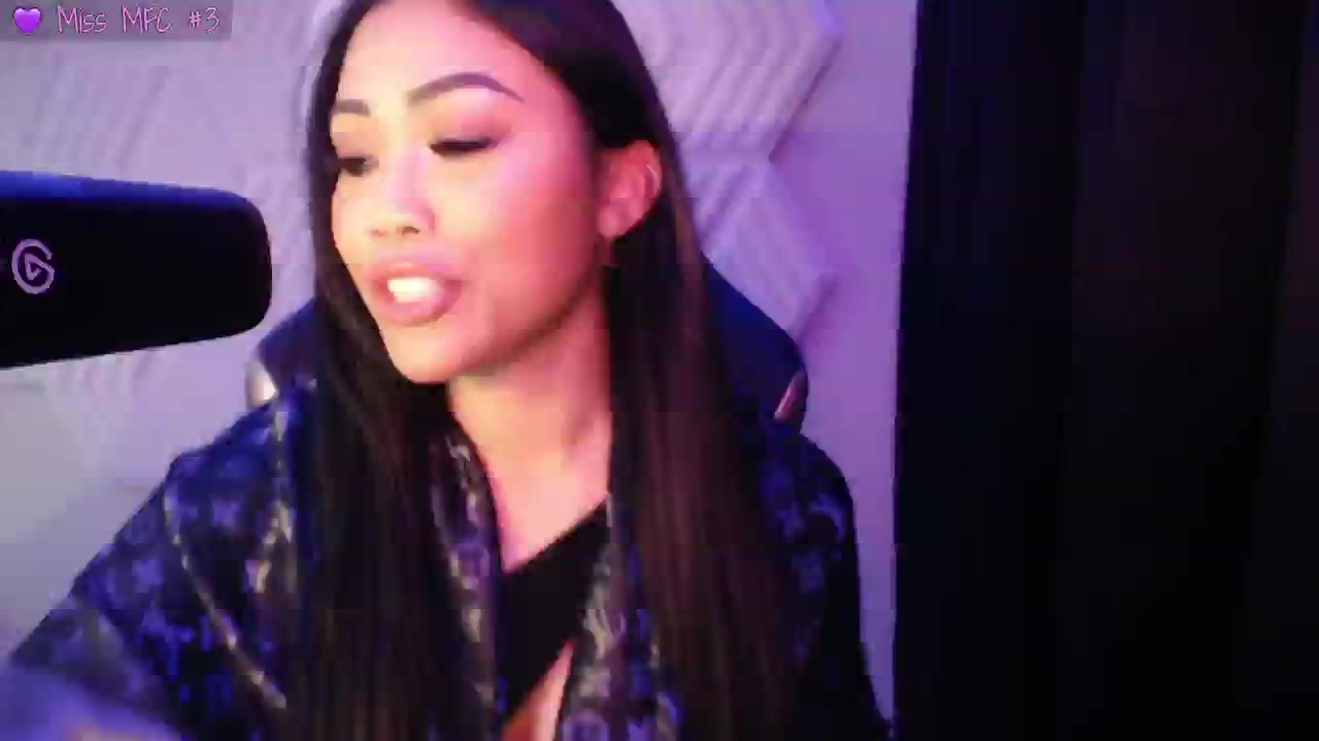 Gallery image thumbnail from SinCityVEE's myfreecams stream on, 12/12/2024, 06:23 image 7 of 20