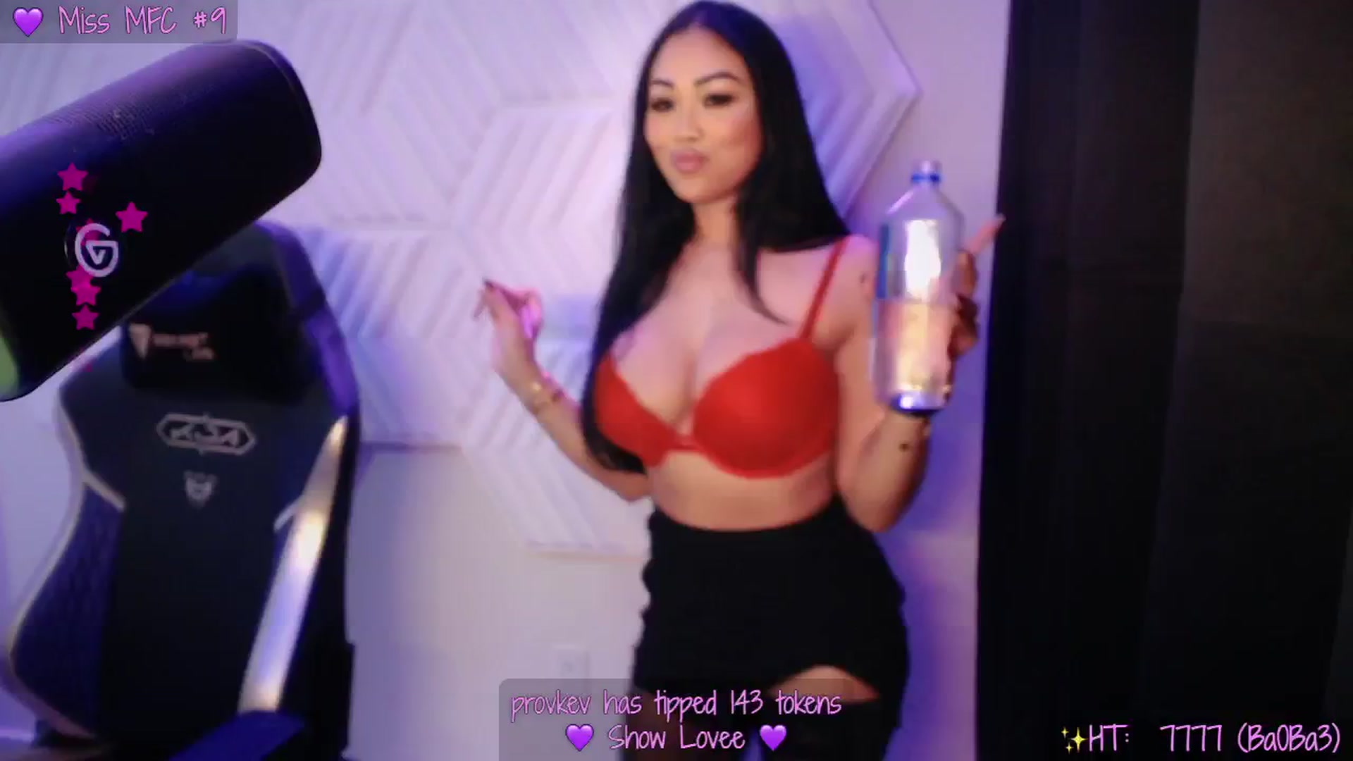 Gallery image thumbnail from SinCityVEE's myfreecams stream on, 12/29/2024, 11:03 image 12 of 20