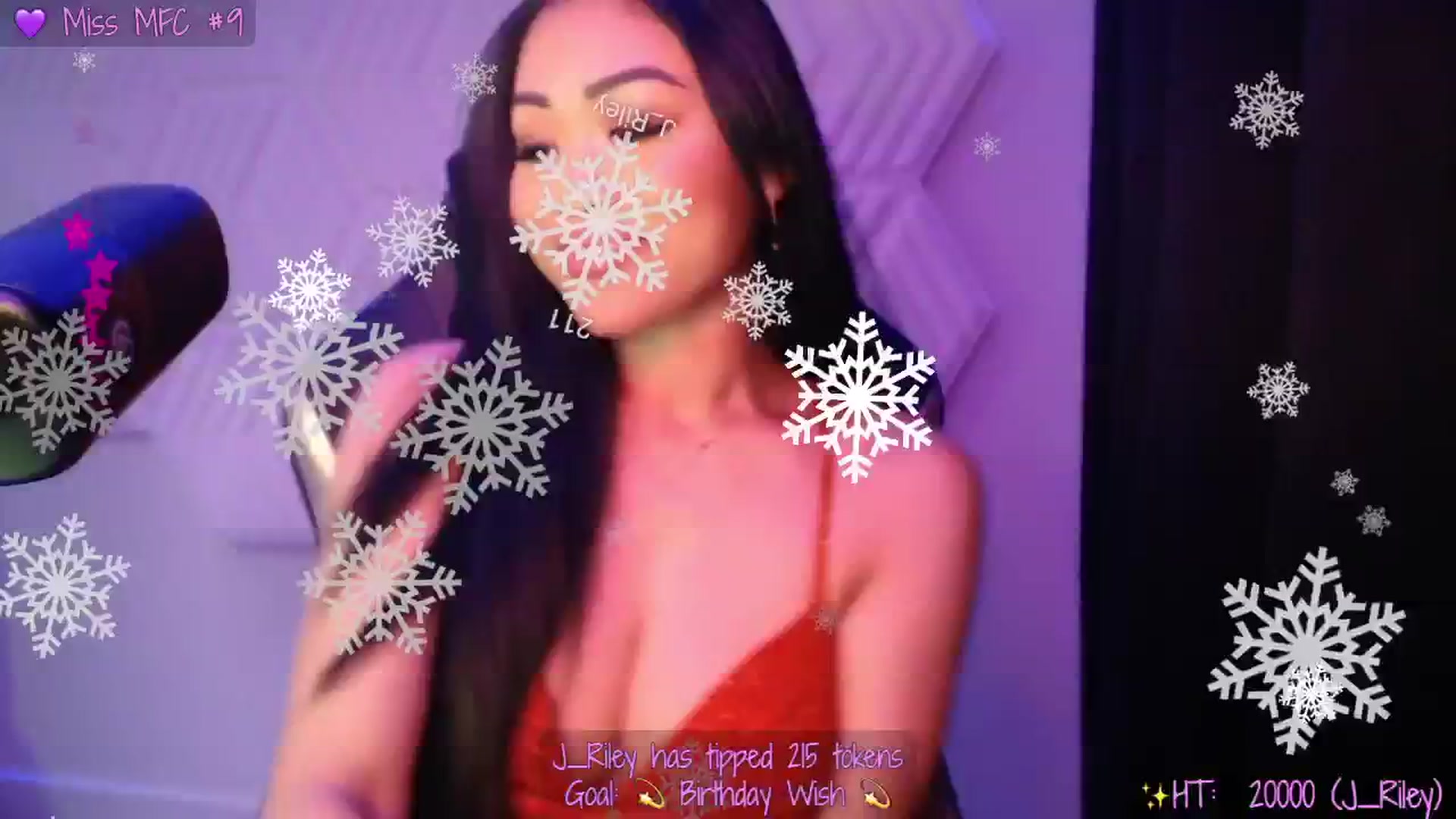 Gallery image thumbnail from SinCityVEE's myfreecams stream on, 12/30/2024, 09:13 image 11 of 20