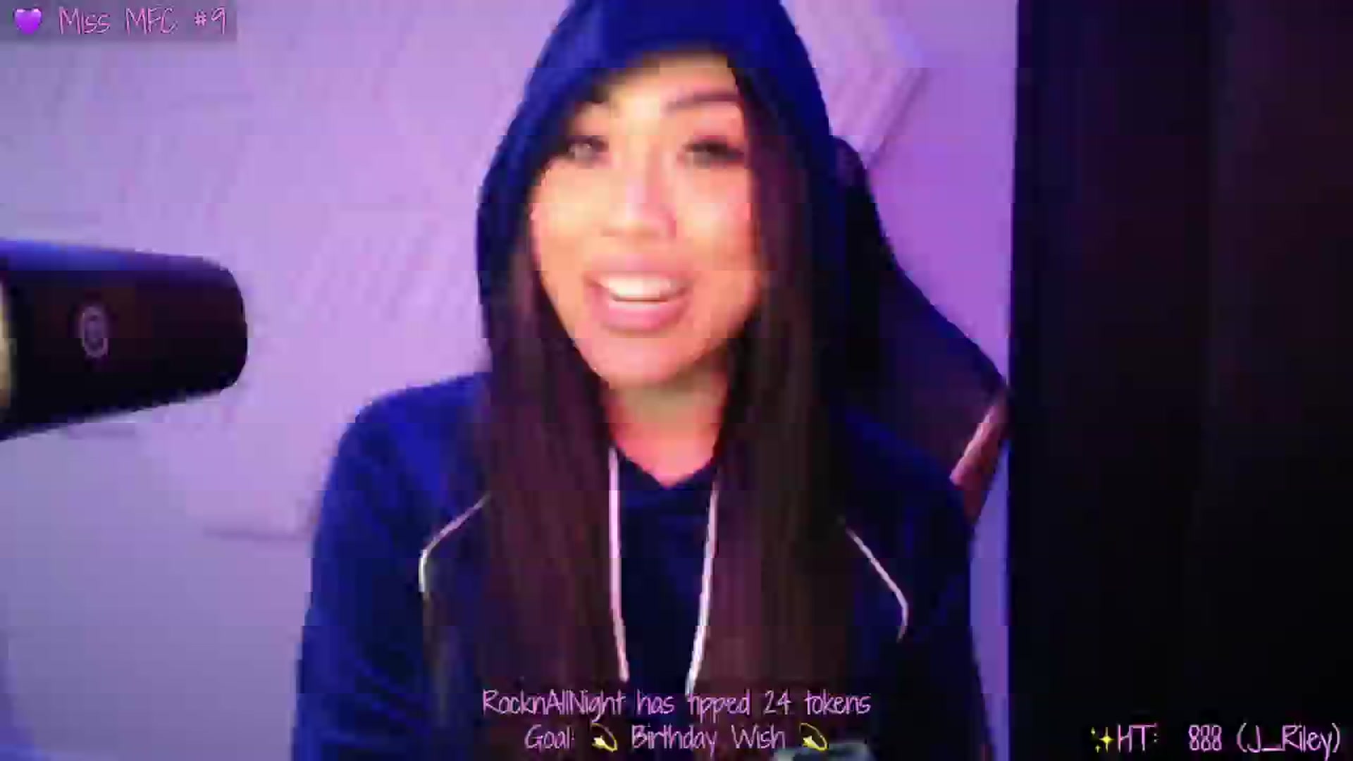 Gallery image thumbnail from SinCityVEE's myfreecams stream on, 12/30/2024, 09:13 image 2 of 20