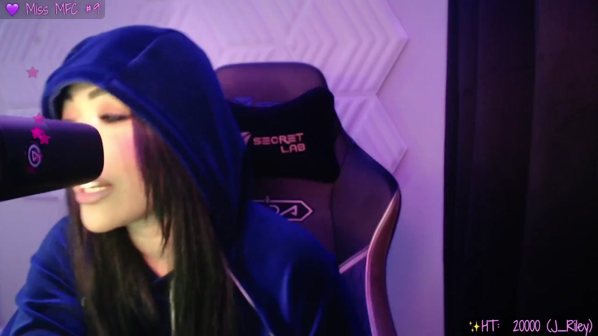 Gallery image thumbnail from SinCityVEE's myfreecams stream on, 12/30/2024, 09:13 image 5 of 20