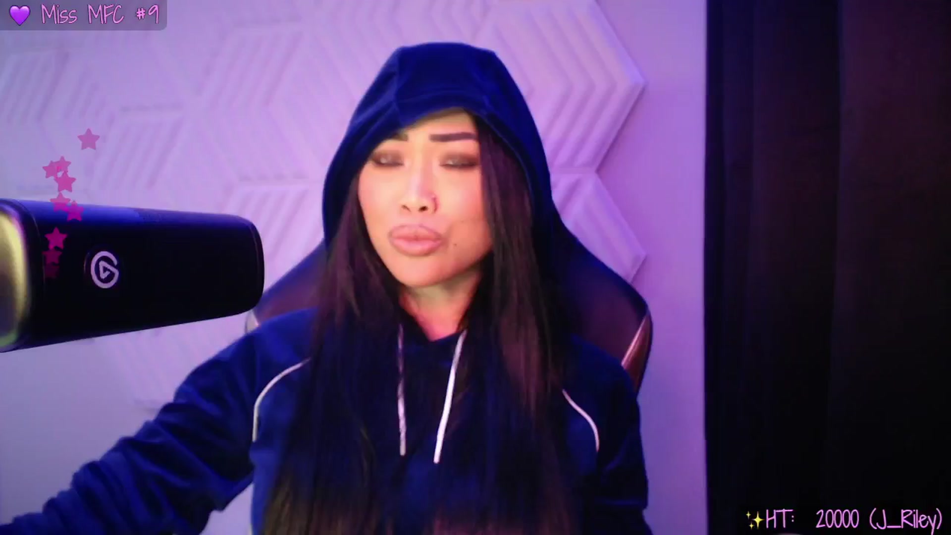 Gallery image thumbnail from SinCityVEE's myfreecams stream on, 12/30/2024, 09:13 image 6 of 20
