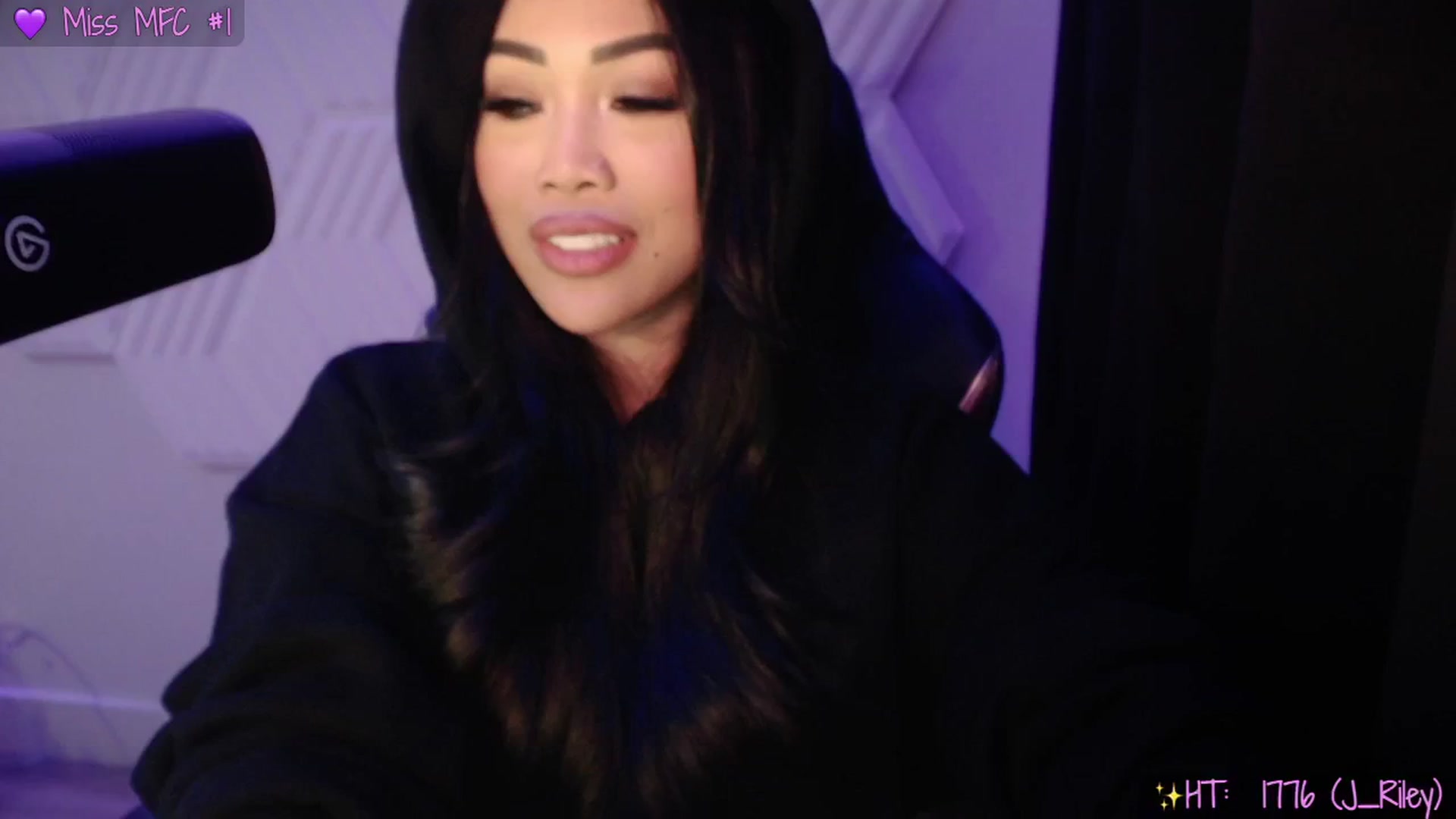 Gallery image thumbnail from SinCityVEE's myfreecams stream on, 01/03/2025, 07:18 image 7 of 20
