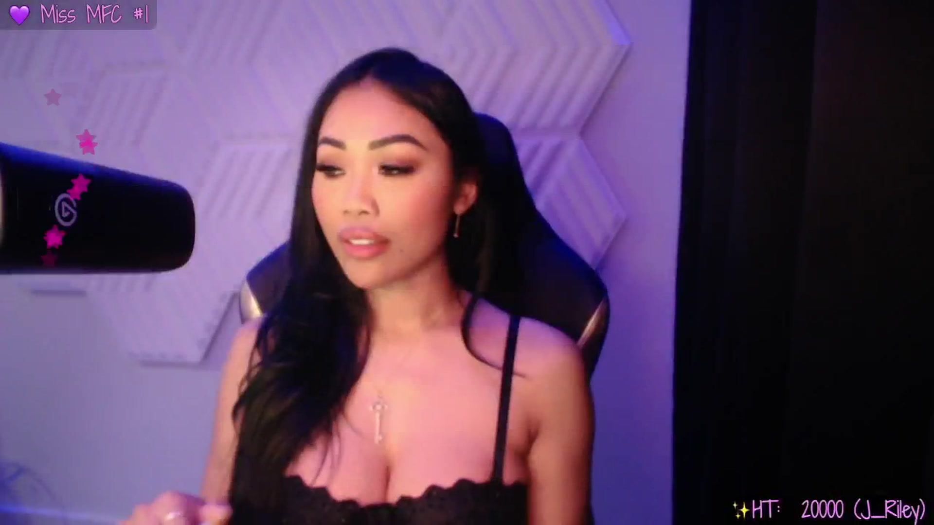 Gallery image thumbnail from SinCityVEE's myfreecams stream on, 01/03/2025, 09:06 image 15 of 20