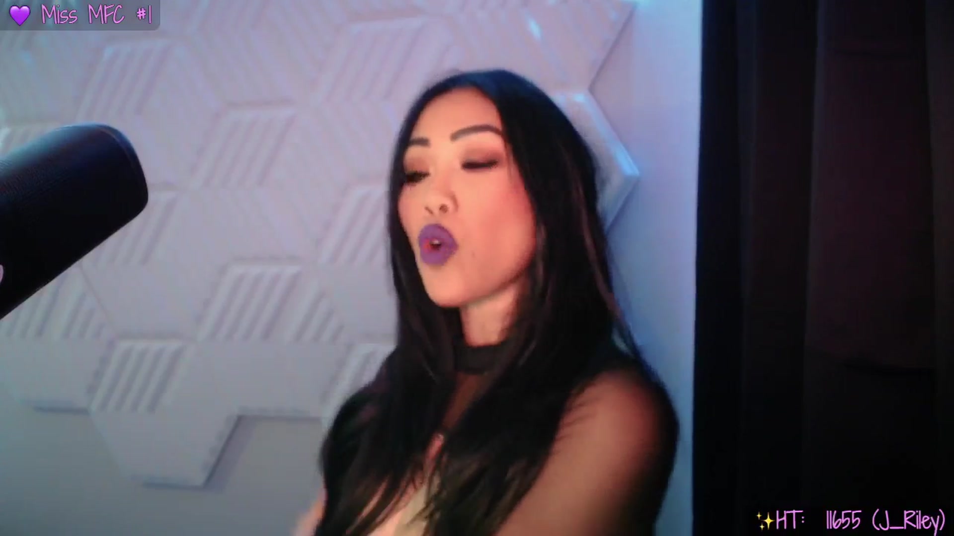Gallery image thumbnail from SinCityVEE's myfreecams stream on, 01/05/2025, 08:14 image 11 of 20