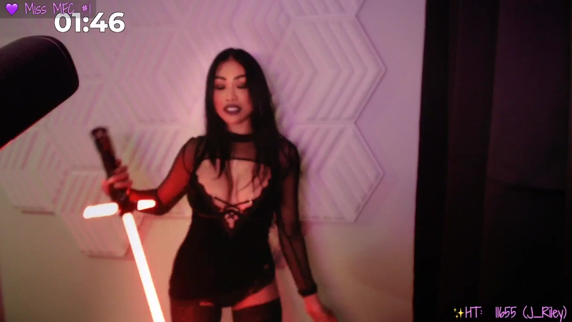 Gallery image thumbnail from SinCityVEE's myfreecams stream on, 01/05/2025, 08:14 image 12 of 20