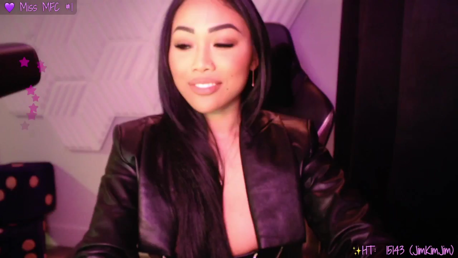 Gallery image thumbnail from SinCityVEE's myfreecams stream on, 01/07/2025, 07:02 image 5 of 20