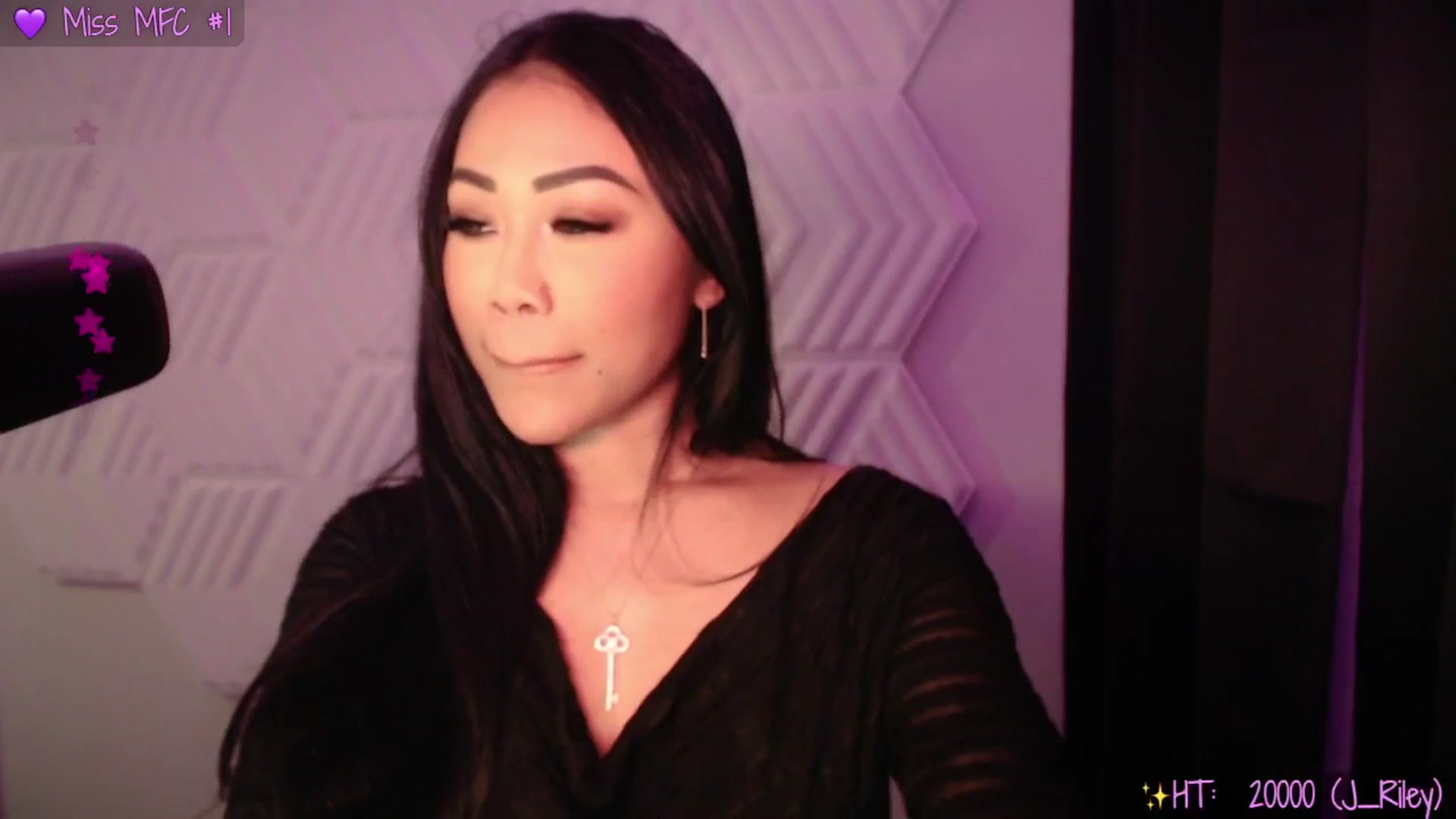 Gallery image thumbnail from SinCityVEE's myfreecams stream on, 01/09/2025, 08:49 image 9 of 20