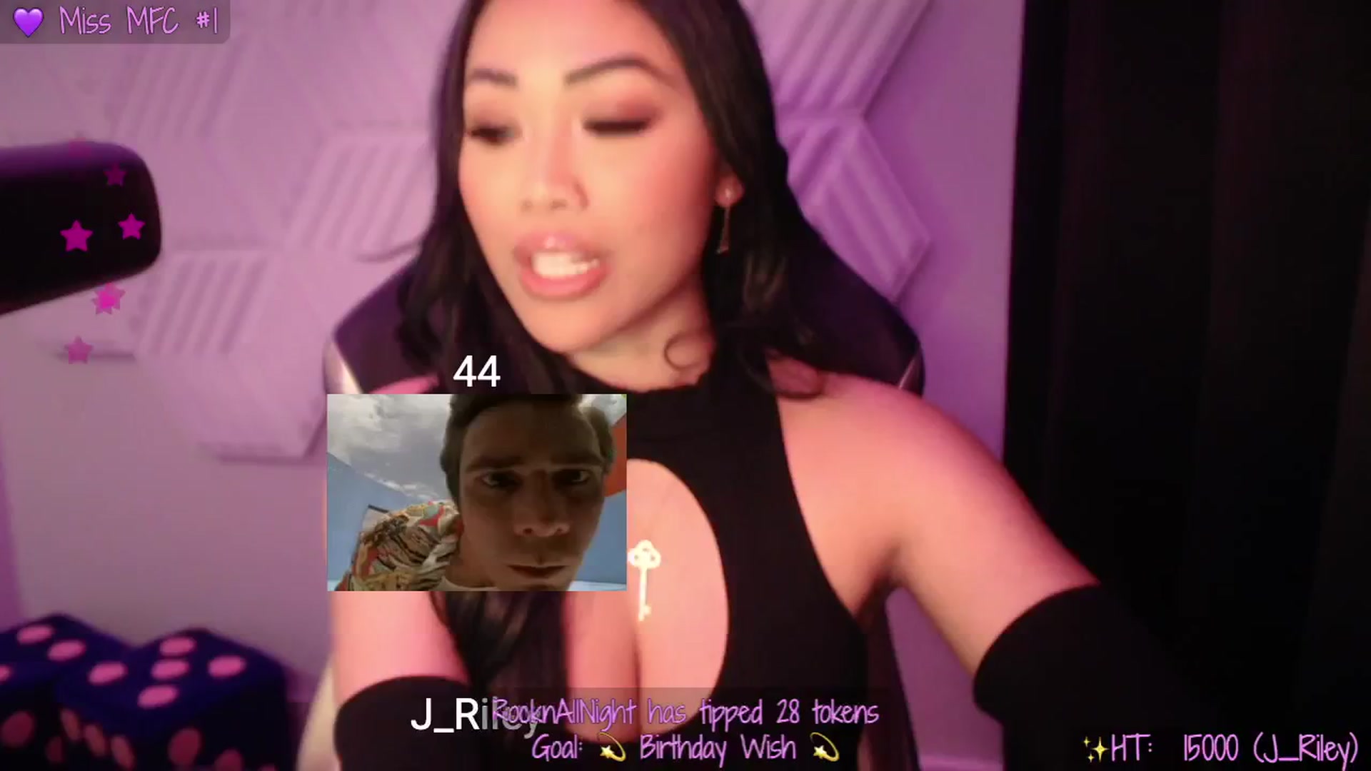 Gallery image thumbnail from SinCityVEE's myfreecams stream on, 01/11/2025, 09:02 image 1 of 20