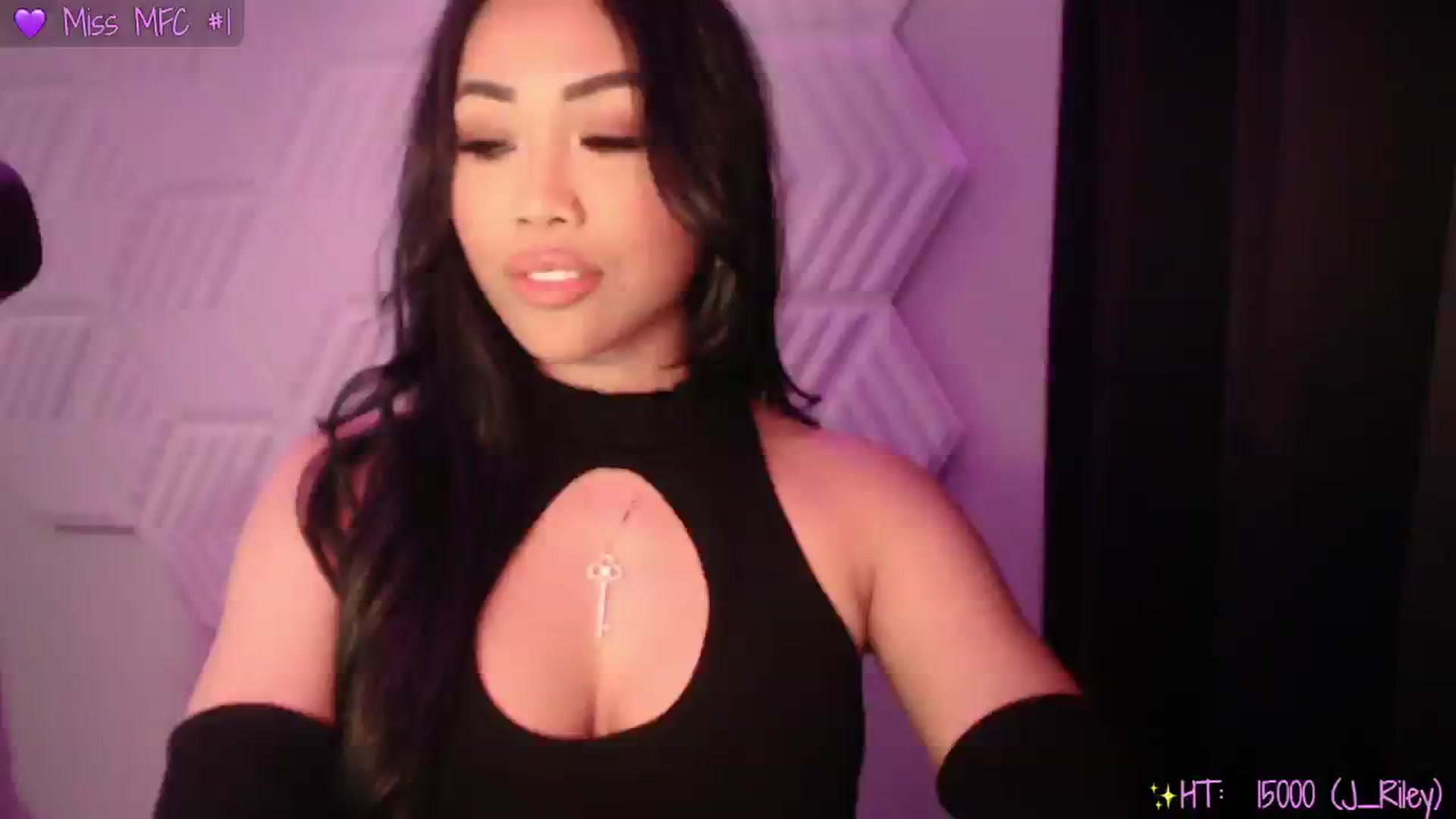 Gallery image thumbnail from SinCityVEE's myfreecams stream on, 01/11/2025, 09:02 image 7 of 20