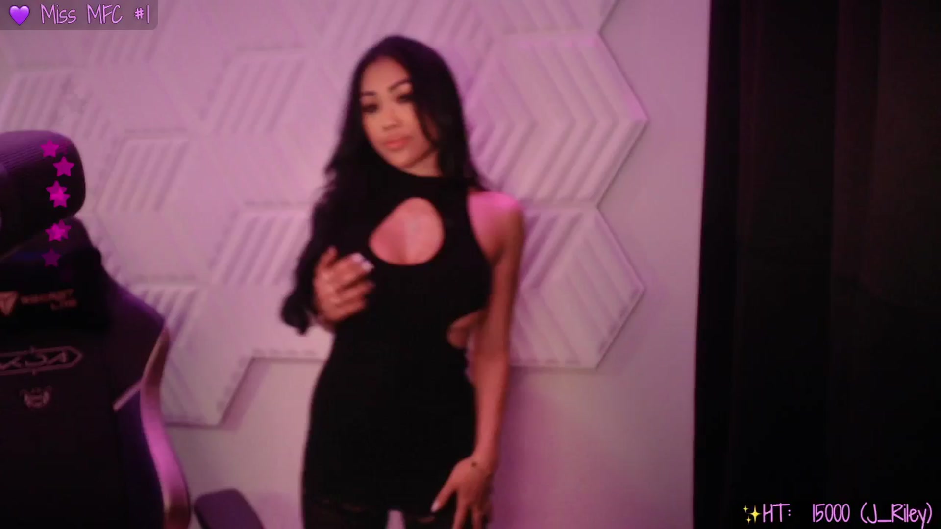 Gallery image thumbnail from SinCityVEE's myfreecams stream on, 01/11/2025, 09:02 image 19 of 20