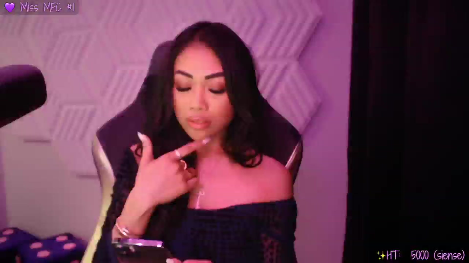 Gallery image thumbnail from SinCityVEE's myfreecams stream on, 01/12/2025, 09:20 image 11 of 20