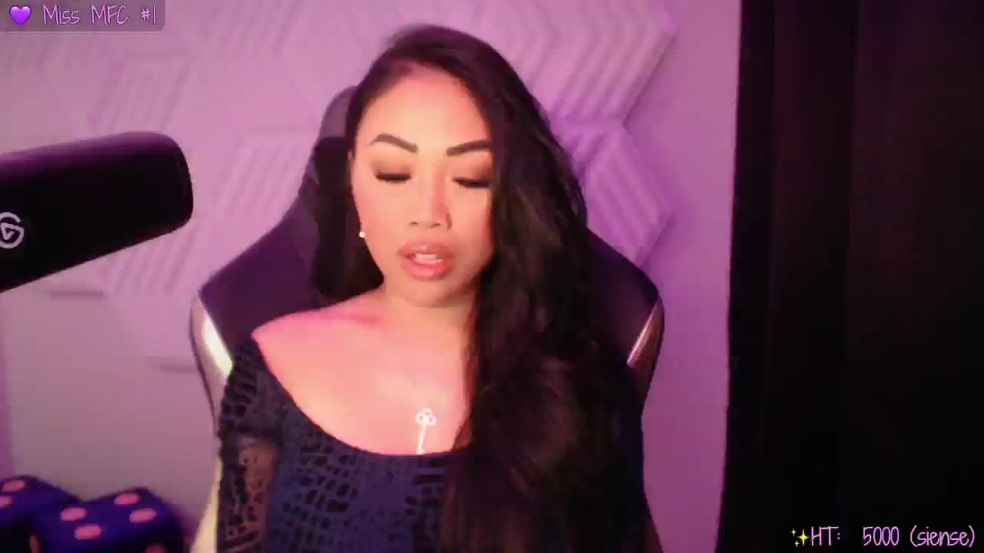 Gallery image thumbnail from SinCityVEE's myfreecams stream on, 01/12/2025, 09:20 image 6 of 20
