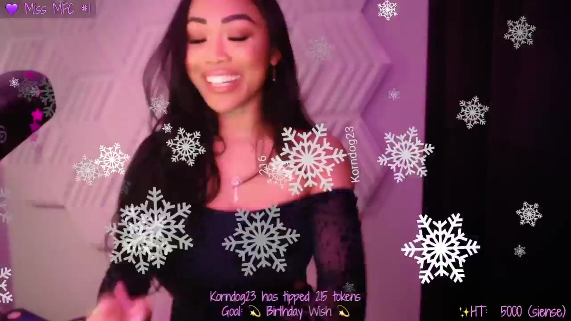 Gallery image thumbnail from SinCityVEE's myfreecams stream on, 01/12/2025, 09:20 image 17 of 20
