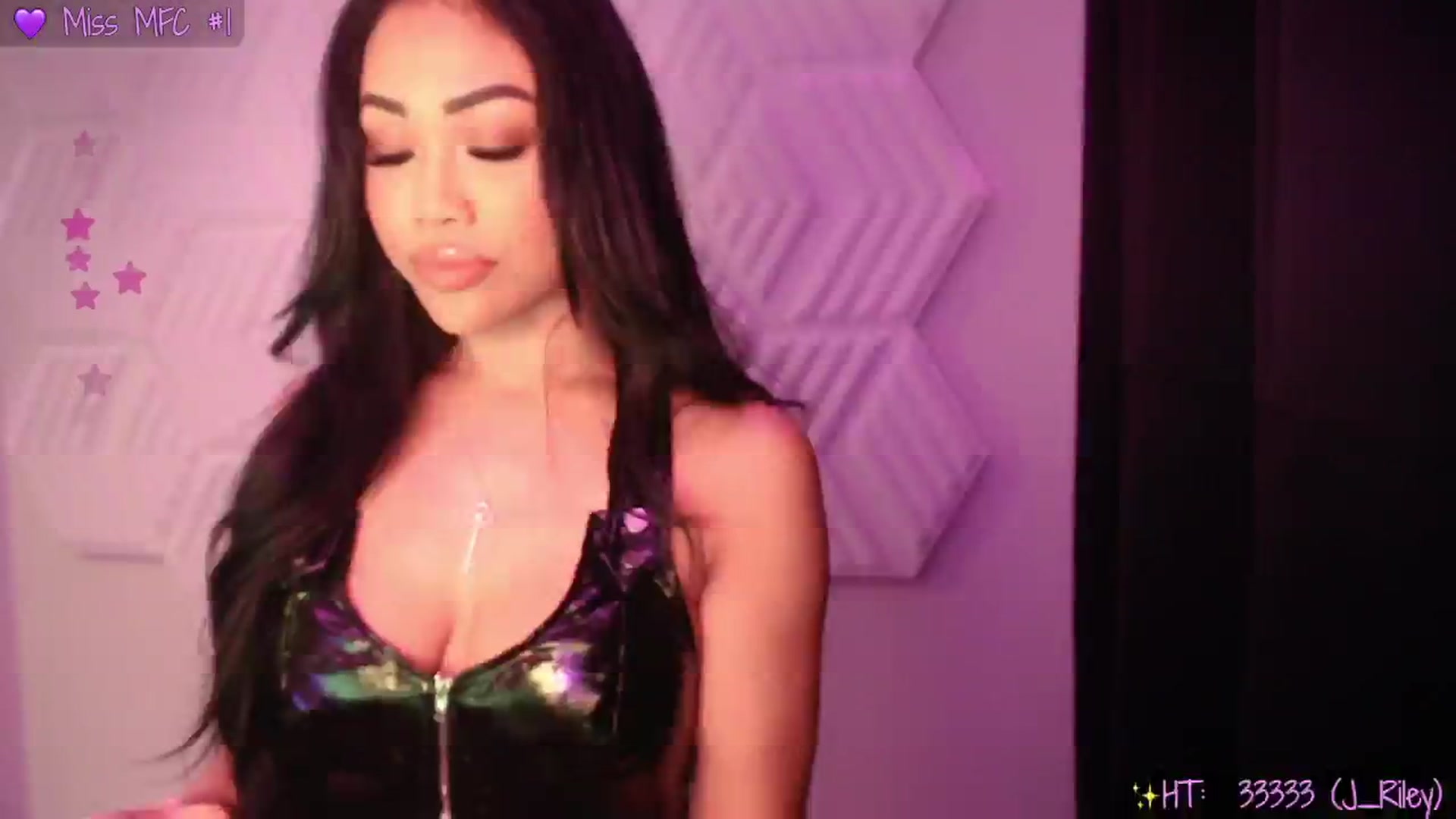 Gallery image thumbnail from SinCityVEE's myfreecams stream on, 01/13/2025, 07:31 image 18 of 20