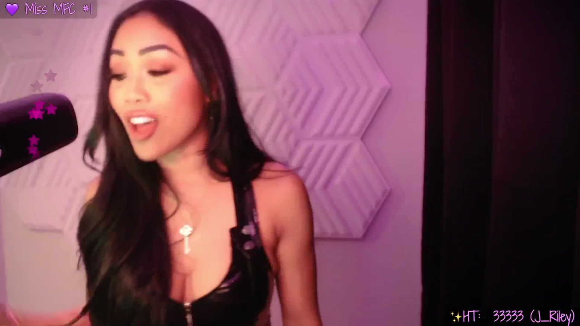 Gallery image thumbnail from SinCityVEE's myfreecams stream on, 01/13/2025, 07:31 image 7 of 20