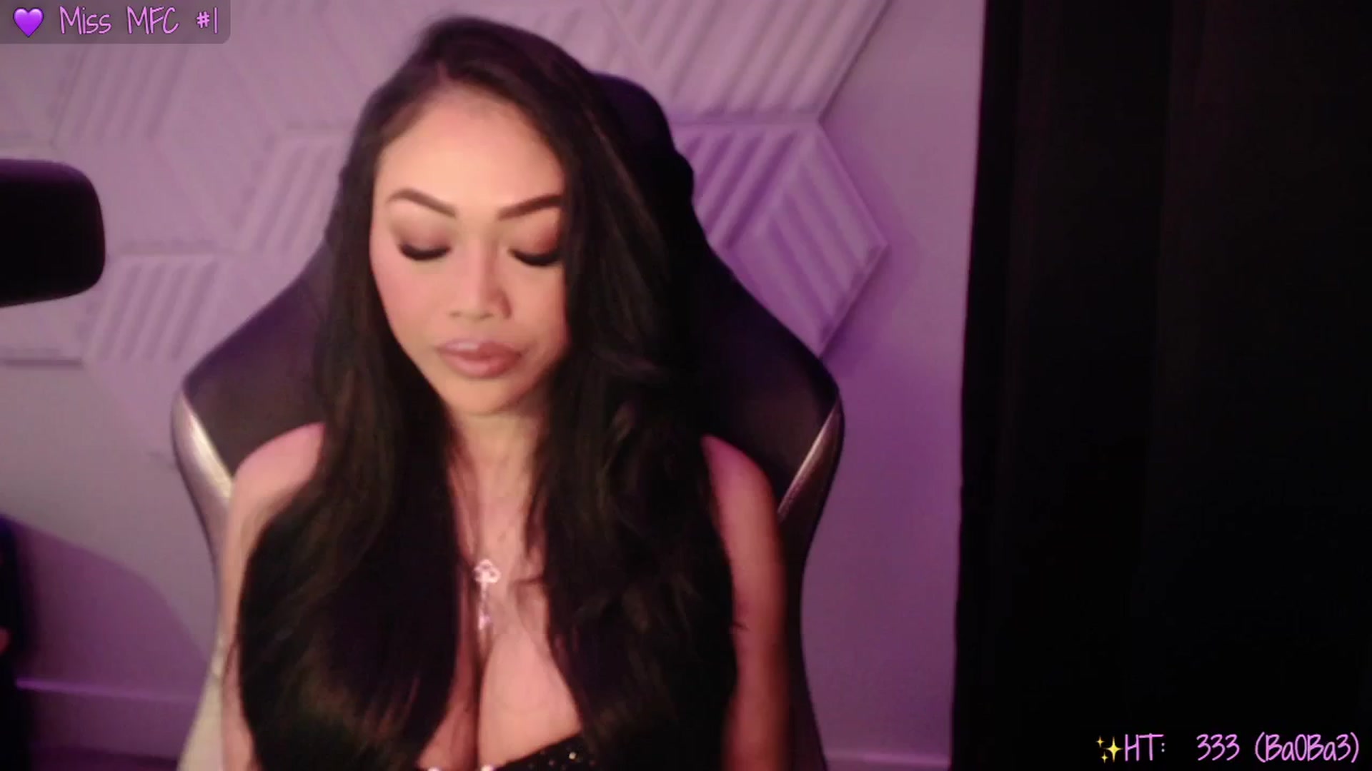 Gallery image thumbnail from SinCityVEE's myfreecams stream on, 01/15/2025, 06:23 image 5 of 20