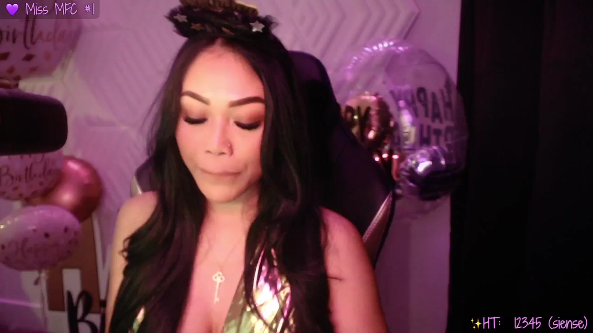 Gallery image thumbnail from SinCityVEE's myfreecams stream on, 01/16/2025, 08:00 image 18 of 20