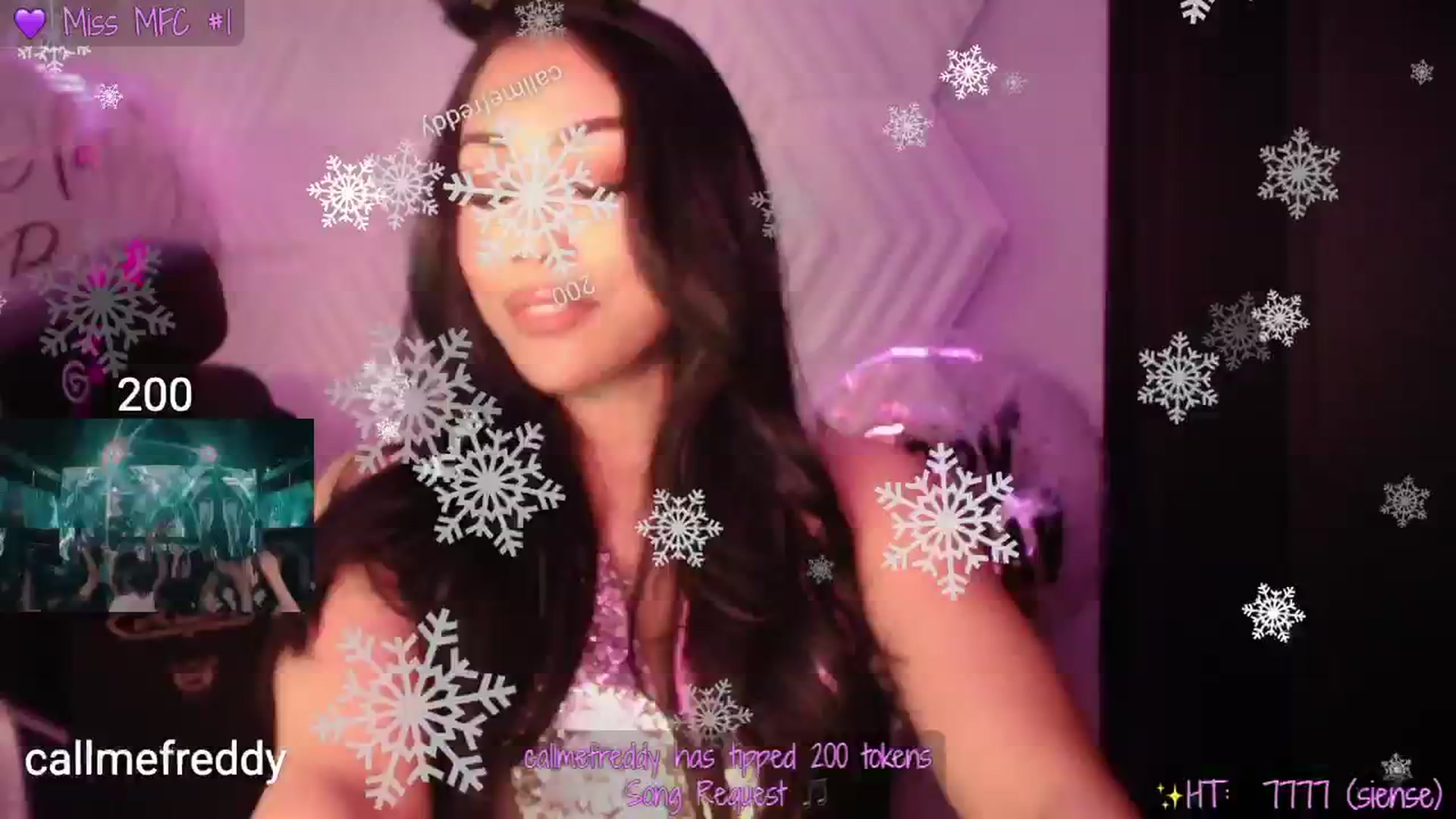 Gallery image thumbnail from SinCityVEE's myfreecams stream on, 01/16/2025, 08:00 image 5 of 20