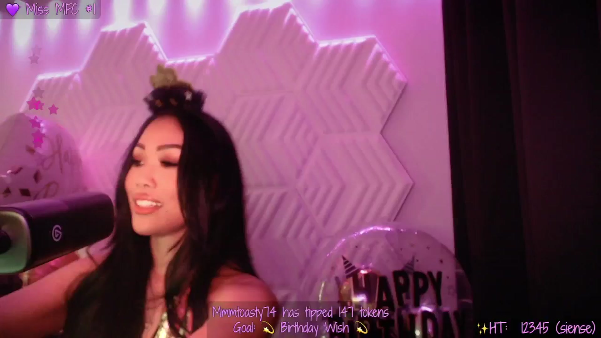 Gallery image thumbnail from SinCityVEE's myfreecams stream on, 01/16/2025, 08:00 image 15 of 20