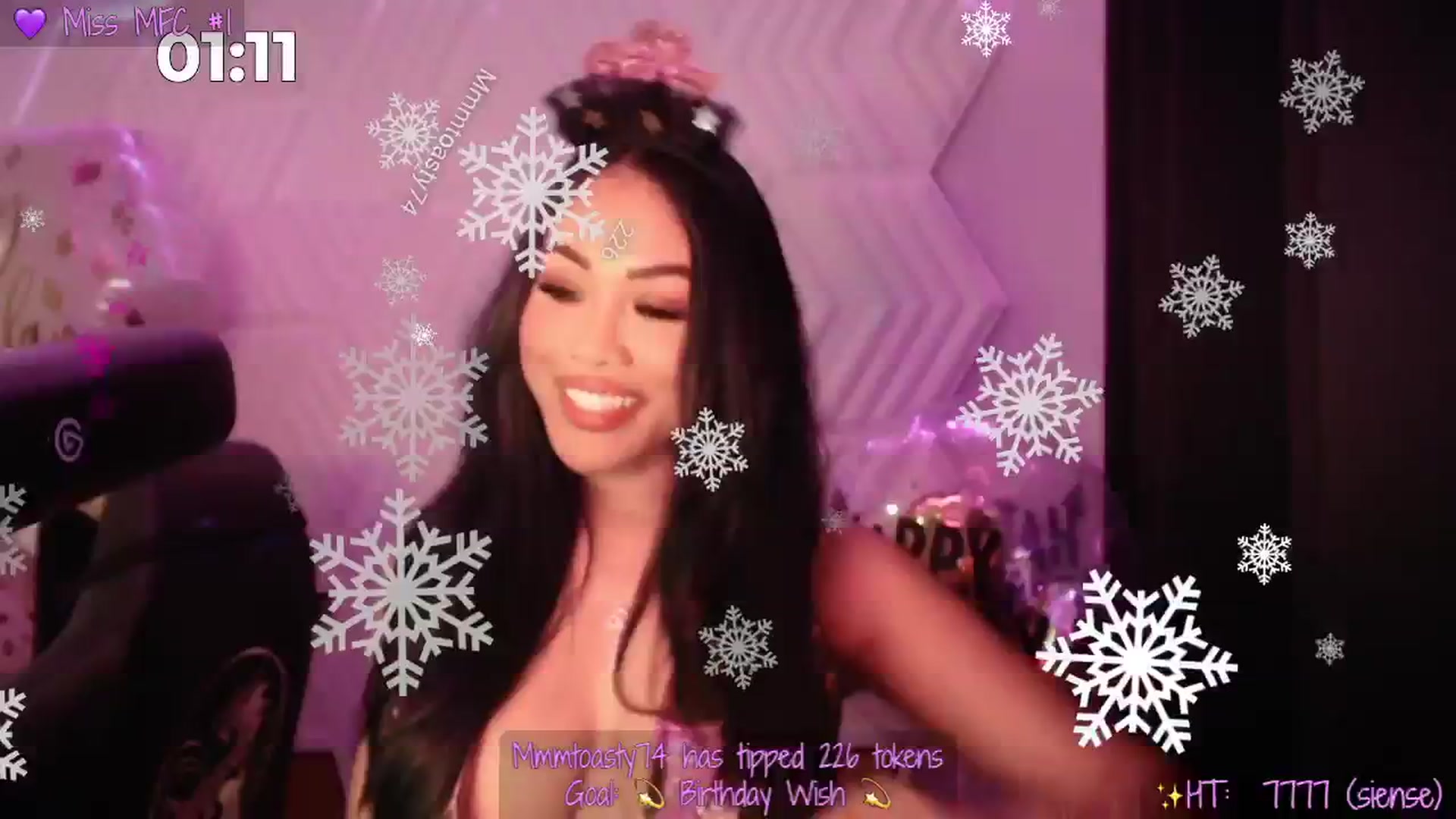 Gallery image thumbnail from SinCityVEE's myfreecams stream on, 01/16/2025, 08:00 image 11 of 20