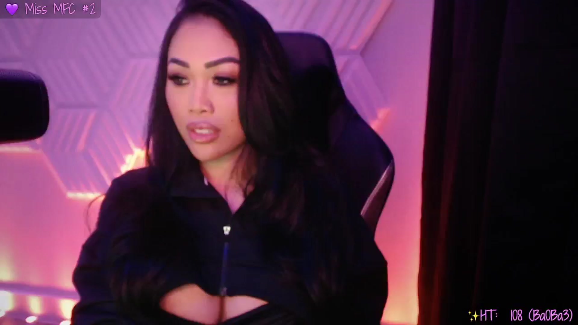 Gallery image thumbnail from SinCityVEE's myfreecams stream on, 01/22/2025, 05:46 image 18 of 20