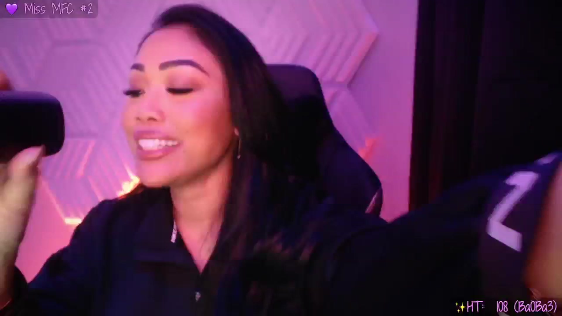 Gallery image thumbnail from SinCityVEE's myfreecams stream on, 01/22/2025, 05:46 image 17 of 20
