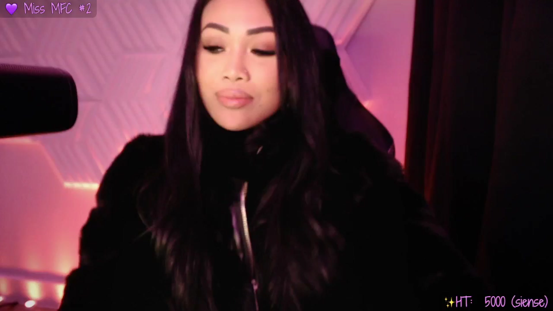 Gallery image thumbnail from SinCityVEE's myfreecams stream on, 01/24/2025, 07:53 image 11 of 20