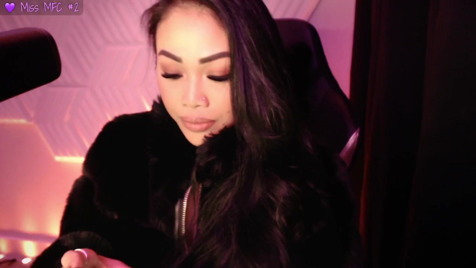 Gallery image thumbnail from SinCityVEE's myfreecams stream on, 01/24/2025, 07:53 image 4 of 20