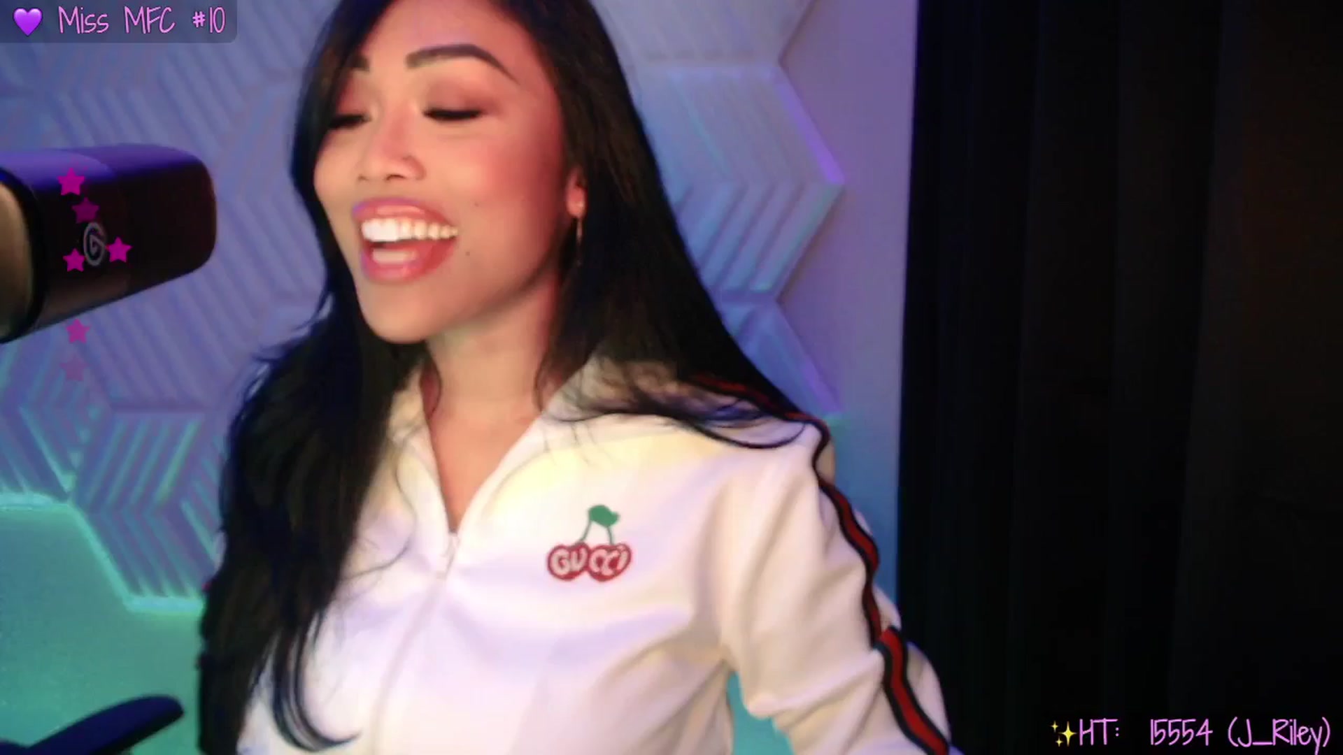 Gallery image thumbnail from SinCityVEE's myfreecams stream on, 03/08/2025, 08:39 image 19 of 20