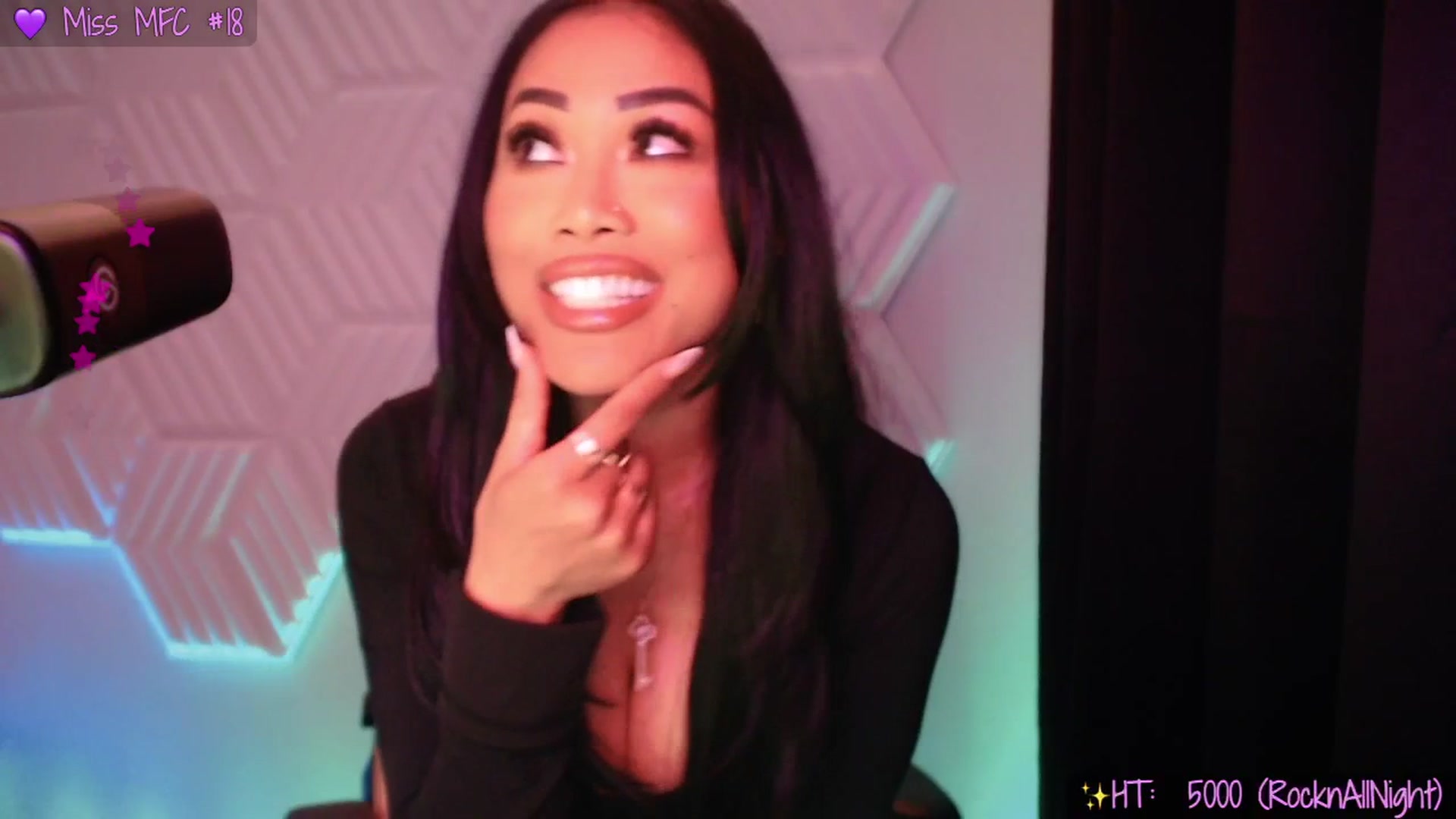 Gallery image thumbnail from SinCityVEE's myfreecams stream on, 03/15/2025, 08:06 image 2 of 20