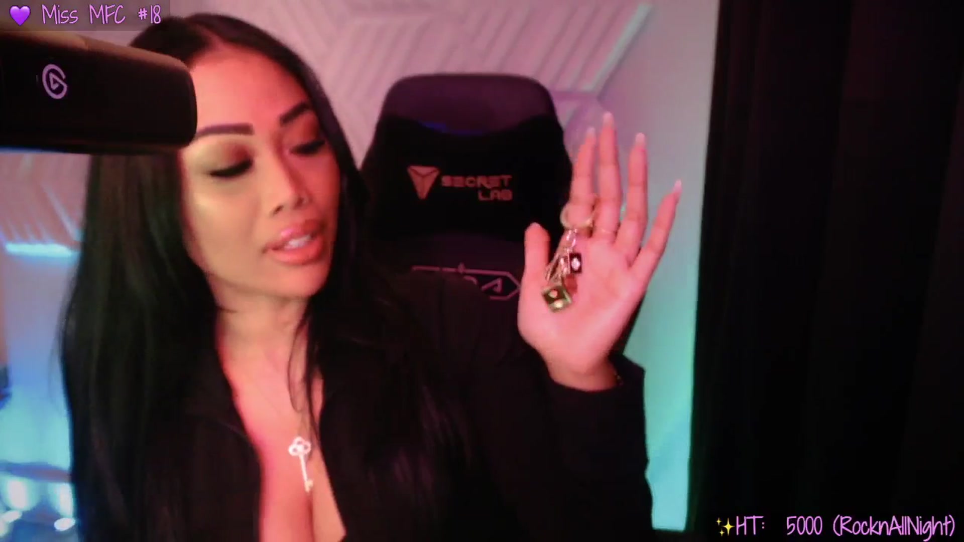 Gallery image thumbnail from SinCityVEE's myfreecams stream on, 03/15/2025, 08:06 image 7 of 20