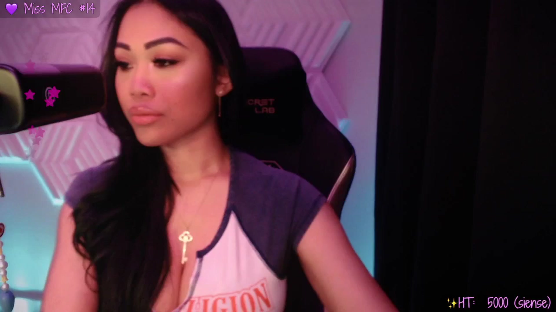 Gallery image thumbnail from SinCityVEE's myfreecams stream on, 03/22/2025, 08:41 image 8 of 20