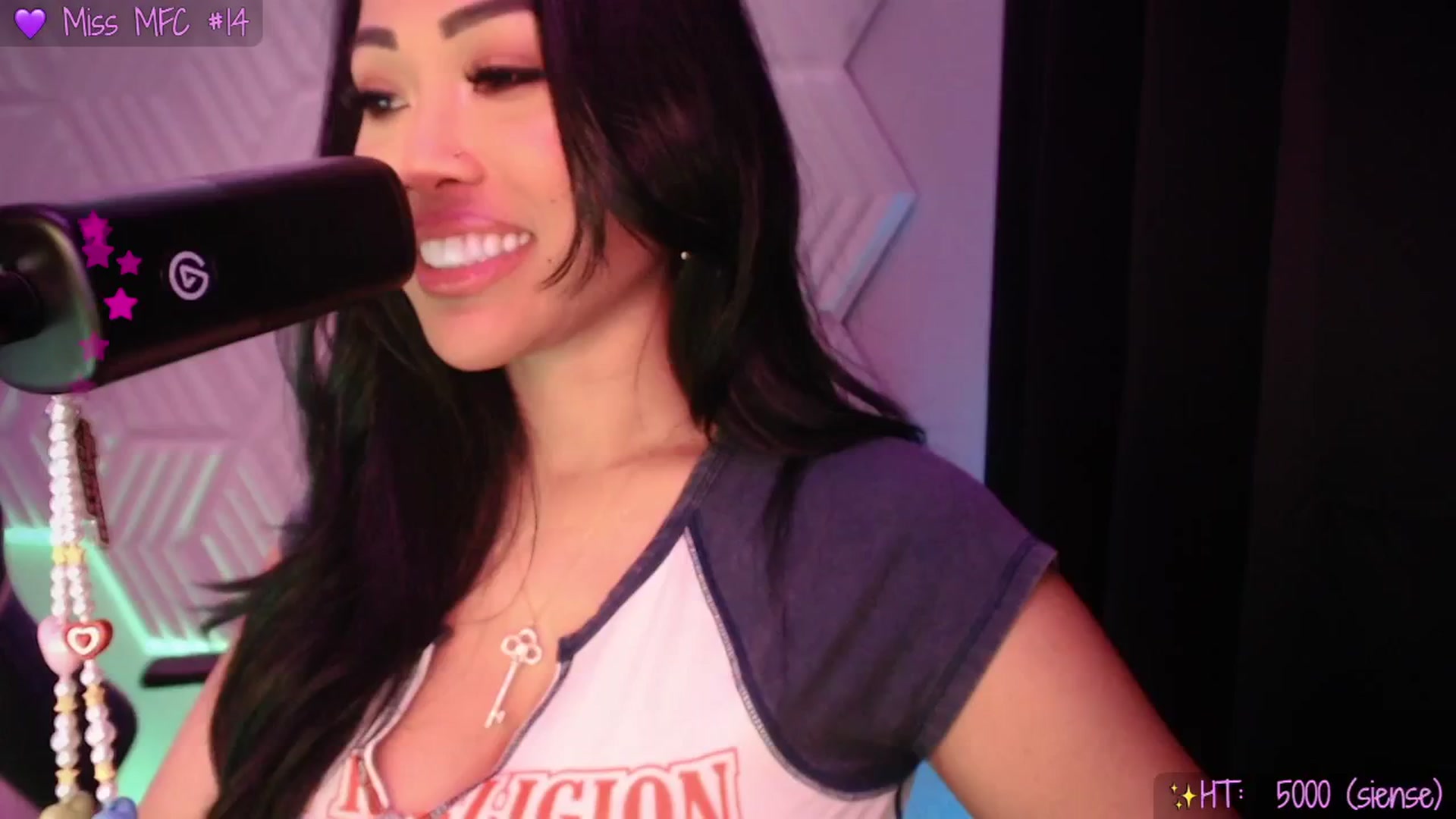 Gallery image thumbnail from SinCityVEE's myfreecams stream on, 03/22/2025, 08:41 image 12 of 20