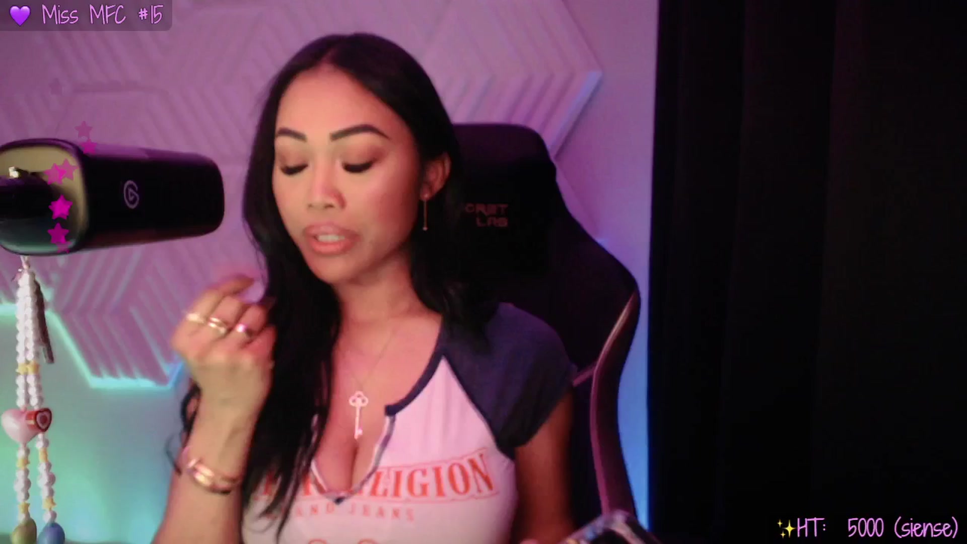 Gallery image thumbnail from SinCityVEE's myfreecams stream on, 03/22/2025, 08:41 image 5 of 20