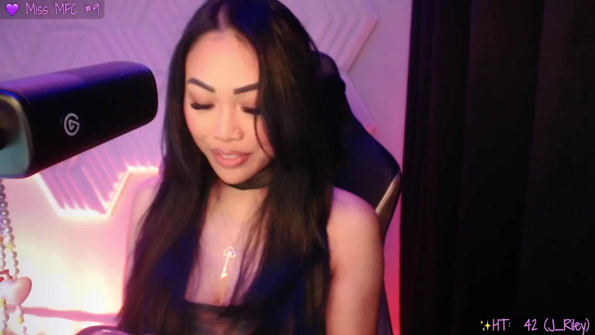 Gallery image thumbnail from SinCityVEE's myfreecams stream on, 03/26/2025, 09:14 image 2 of 20