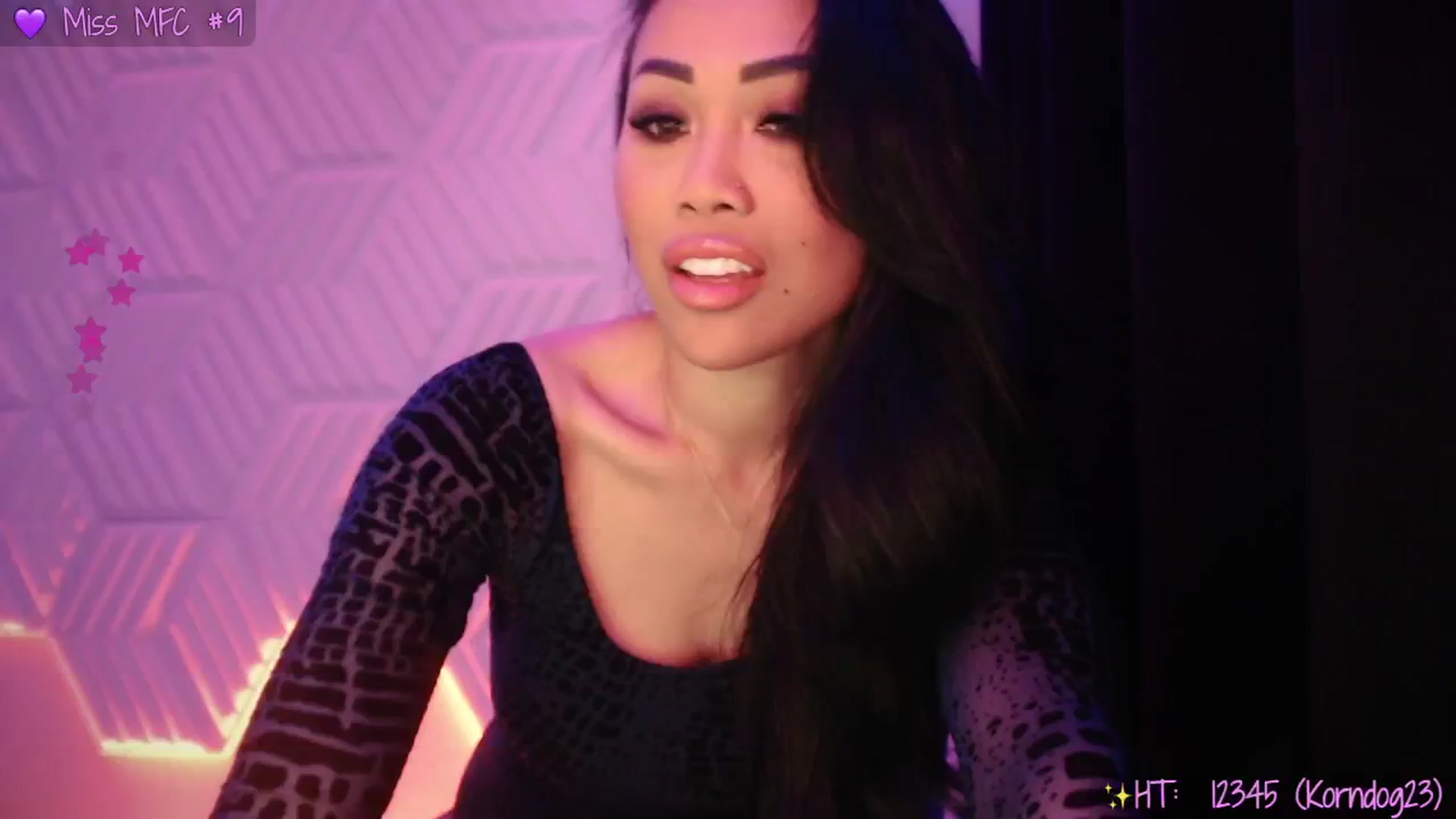 Gallery image thumbnail from SinCityVEE's myfreecams stream on, 03/28/2025, 09:43 image 15 of 20