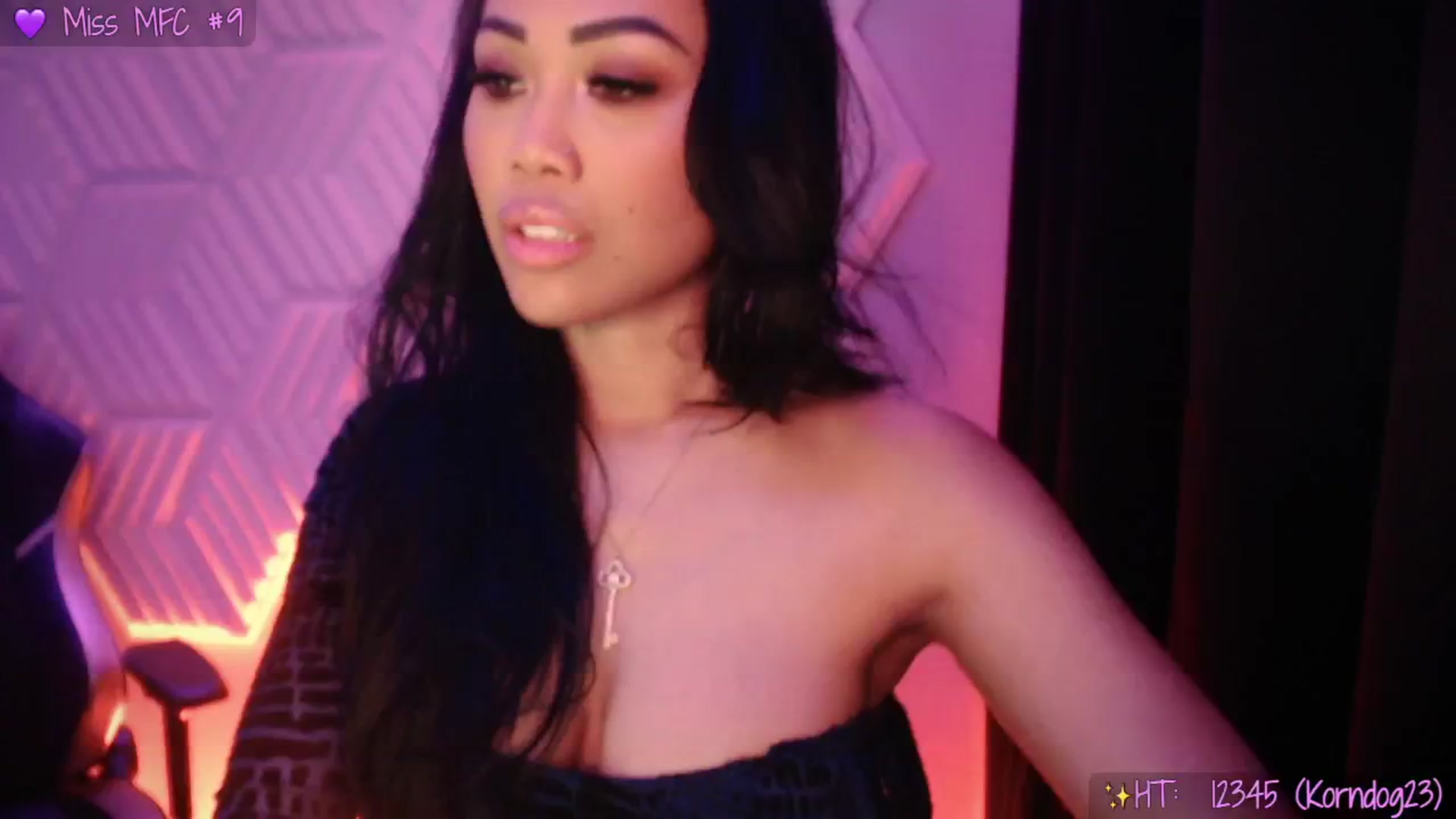 Gallery image thumbnail from SinCityVEE's myfreecams stream on, 03/28/2025, 09:43 image 20 of 20