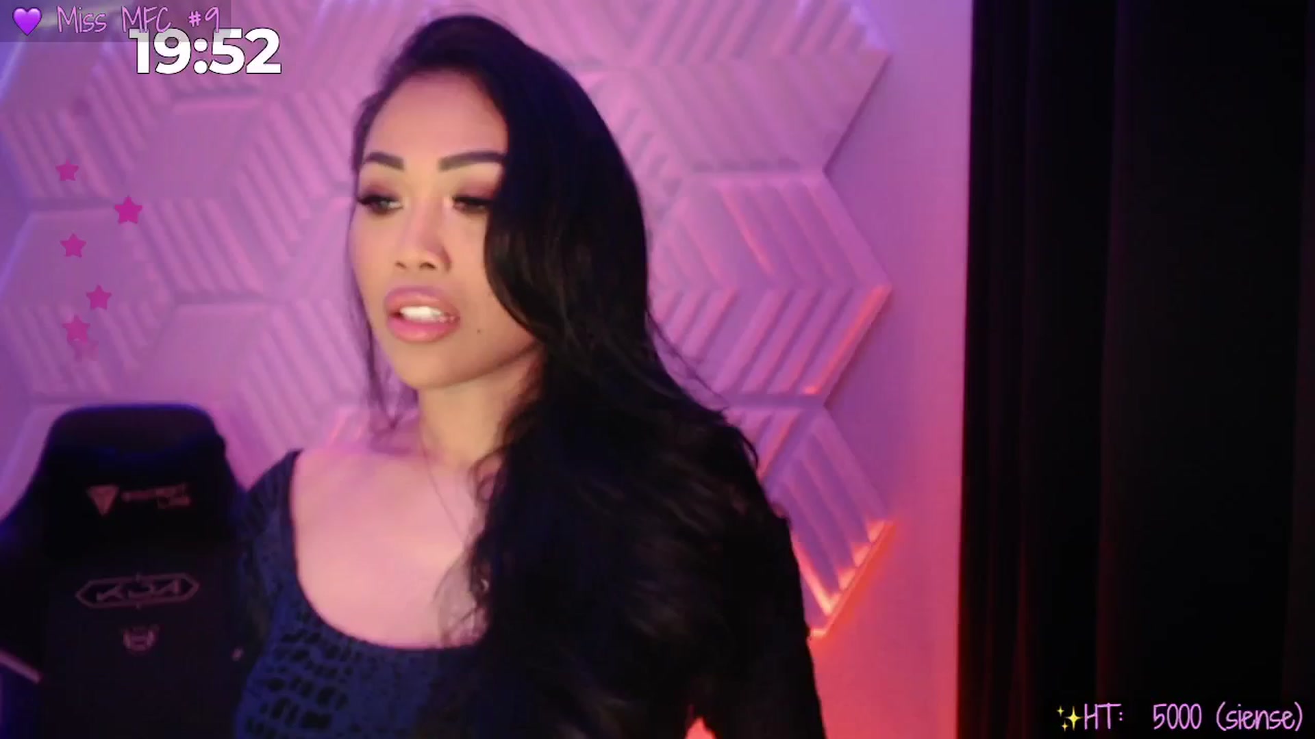 Gallery image thumbnail from SinCityVEE's myfreecams stream on, 03/28/2025, 09:43 image 7 of 20