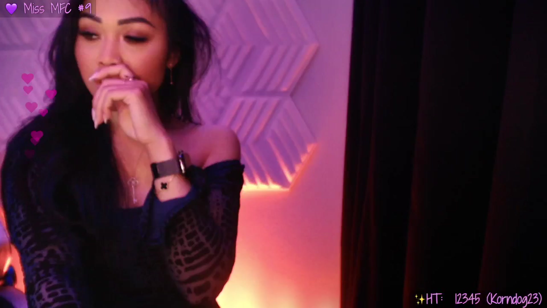 Gallery image thumbnail from SinCityVEE's myfreecams stream on, 03/28/2025, 10:48 image 1 of 20