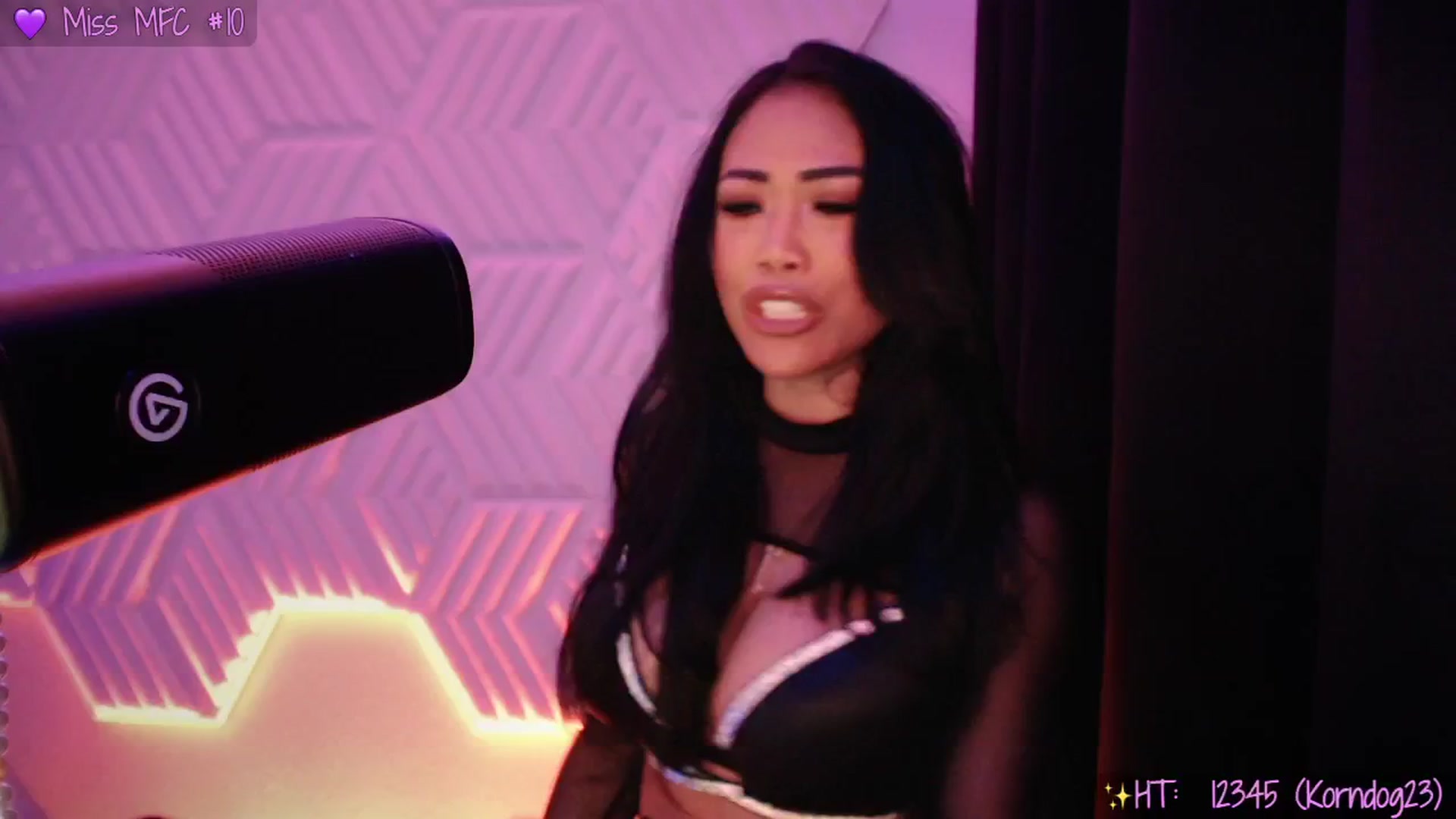 Gallery image thumbnail from SinCityVEE's myfreecams stream on, 03/29/2025, 05:30 image 3 of 20