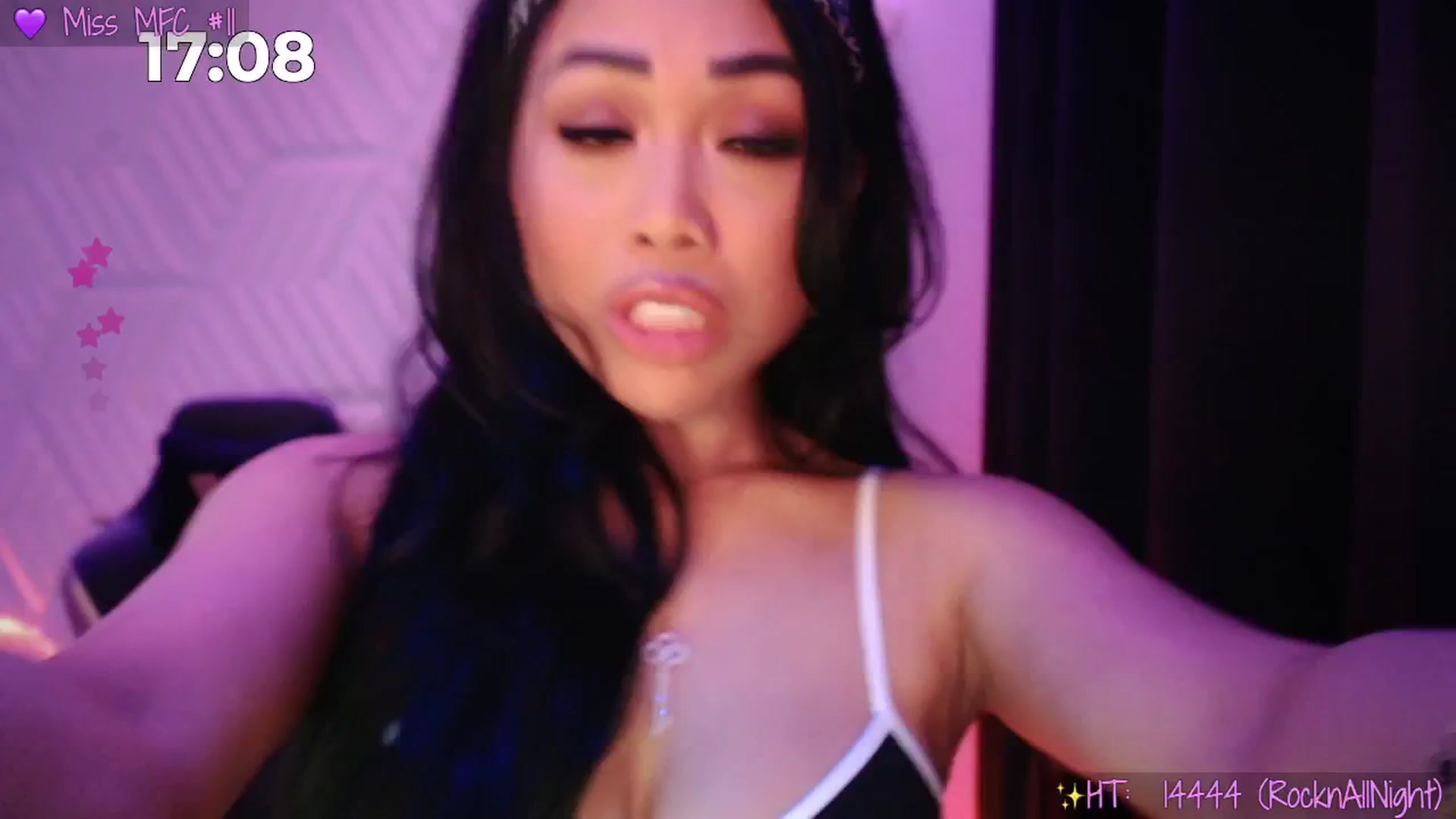 Gallery image thumbnail from SinCityVEE's myfreecams stream on, 04/01/2025, 08:10 image 12 of 20