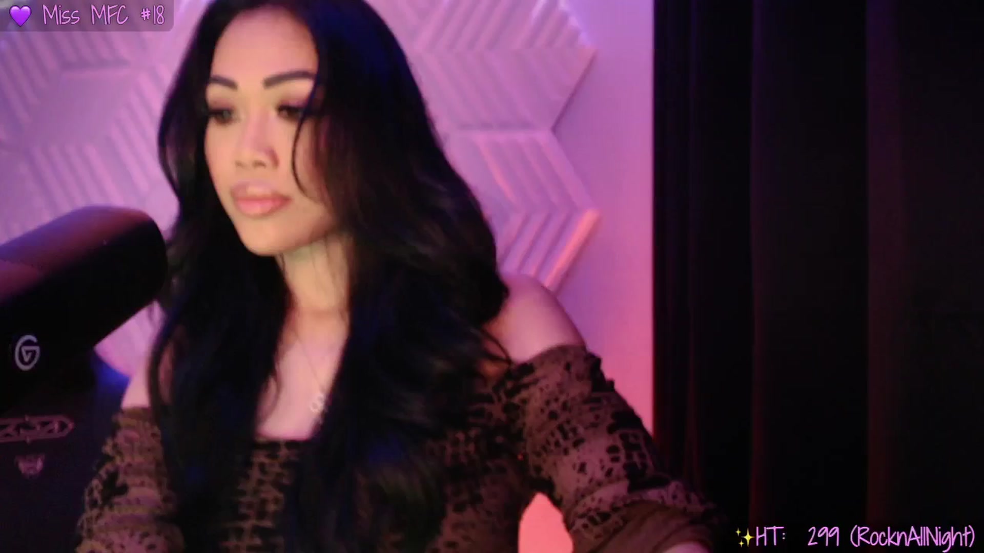 Gallery image thumbnail from SinCityVEE's myfreecams stream on, 04/03/2025, 09:21 image 4 of 20
